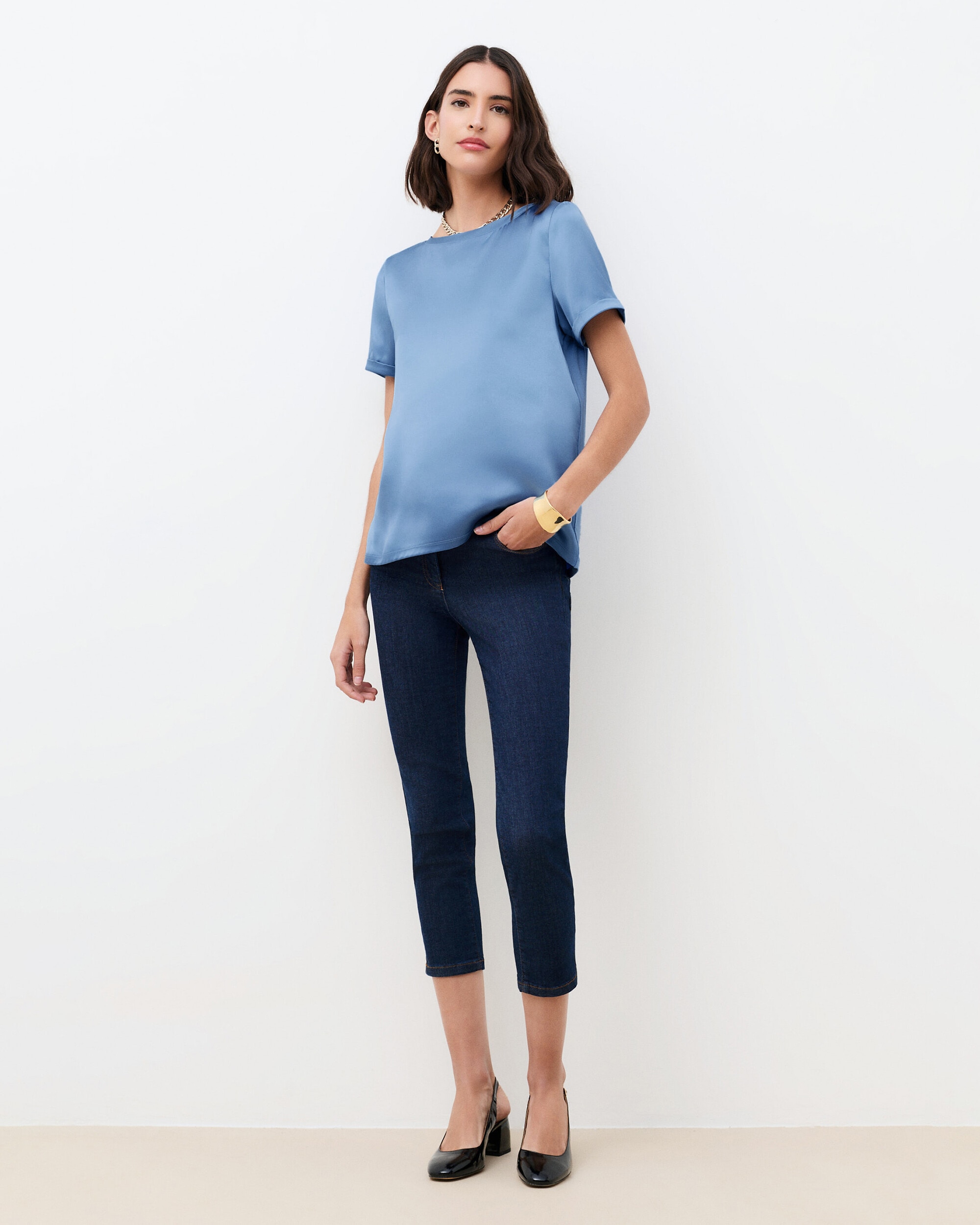 Caroll - Camiseta de mujer de mujer con manga corta efecto remangado.