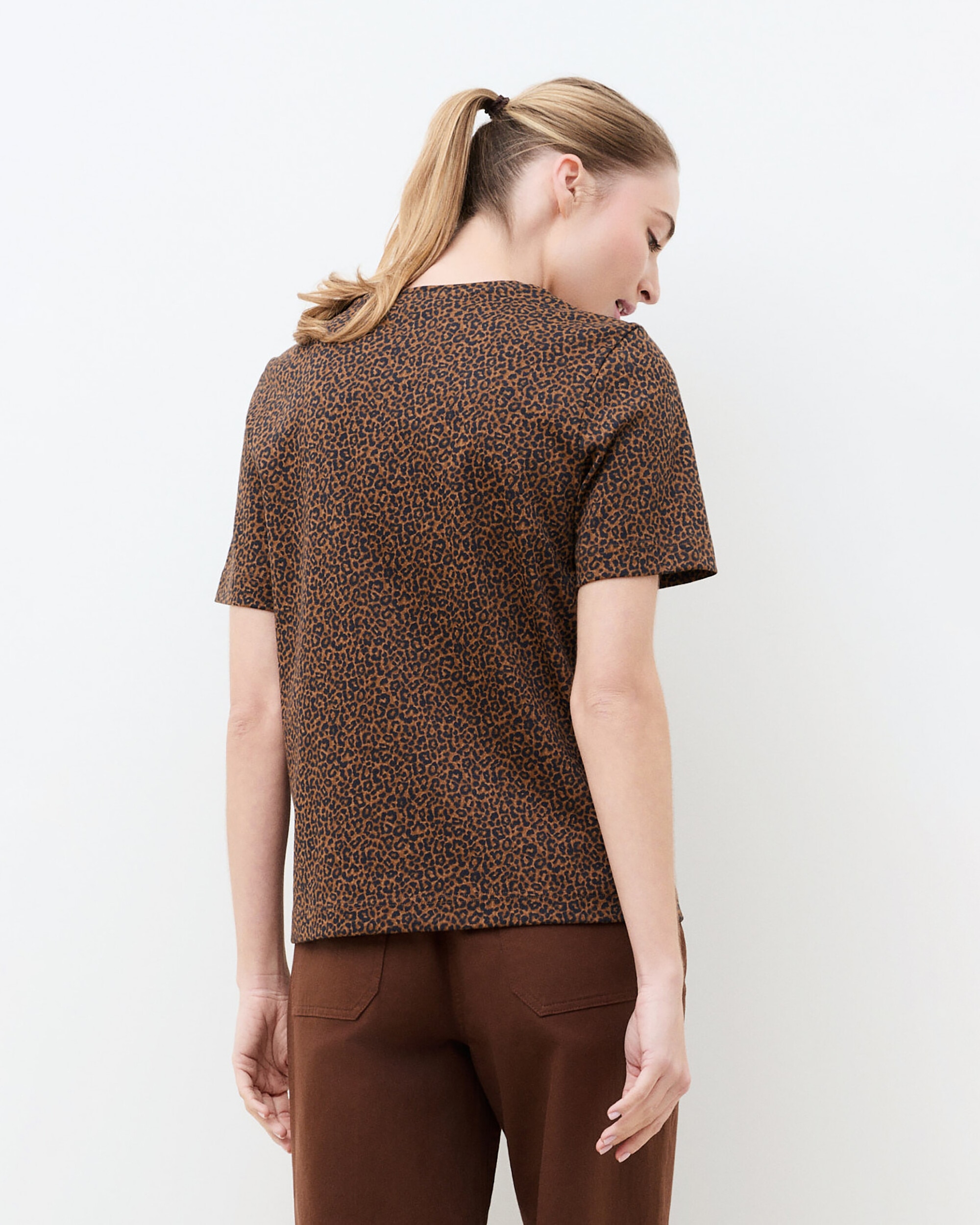 Camiseta de mujer de mujer con manga crota y estampado animalier - Caroll - Marrón Marrón-2