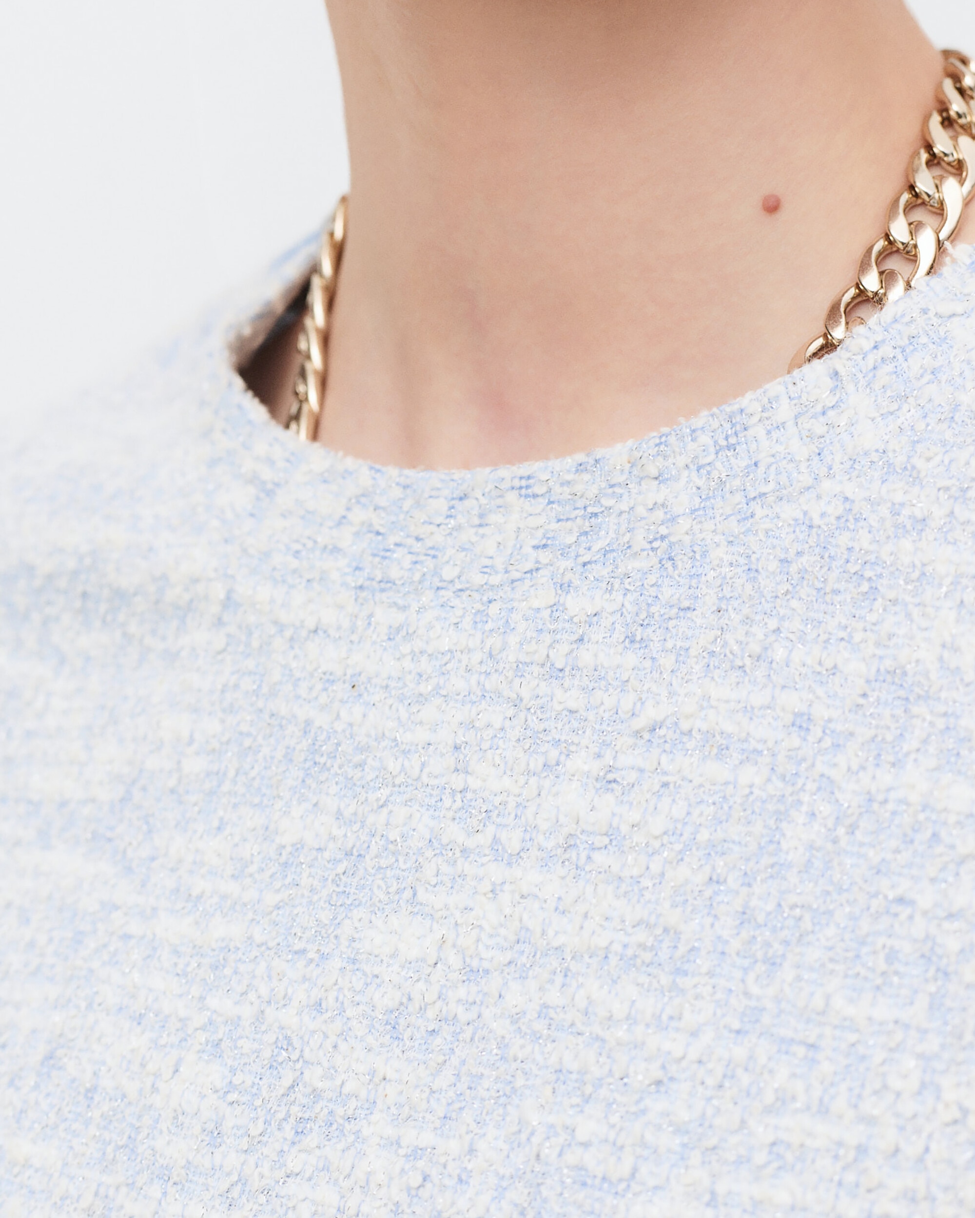 Camiseta de mujer con manga corta y detalles metalicos - Caroll - Azul claro Azul claro-3