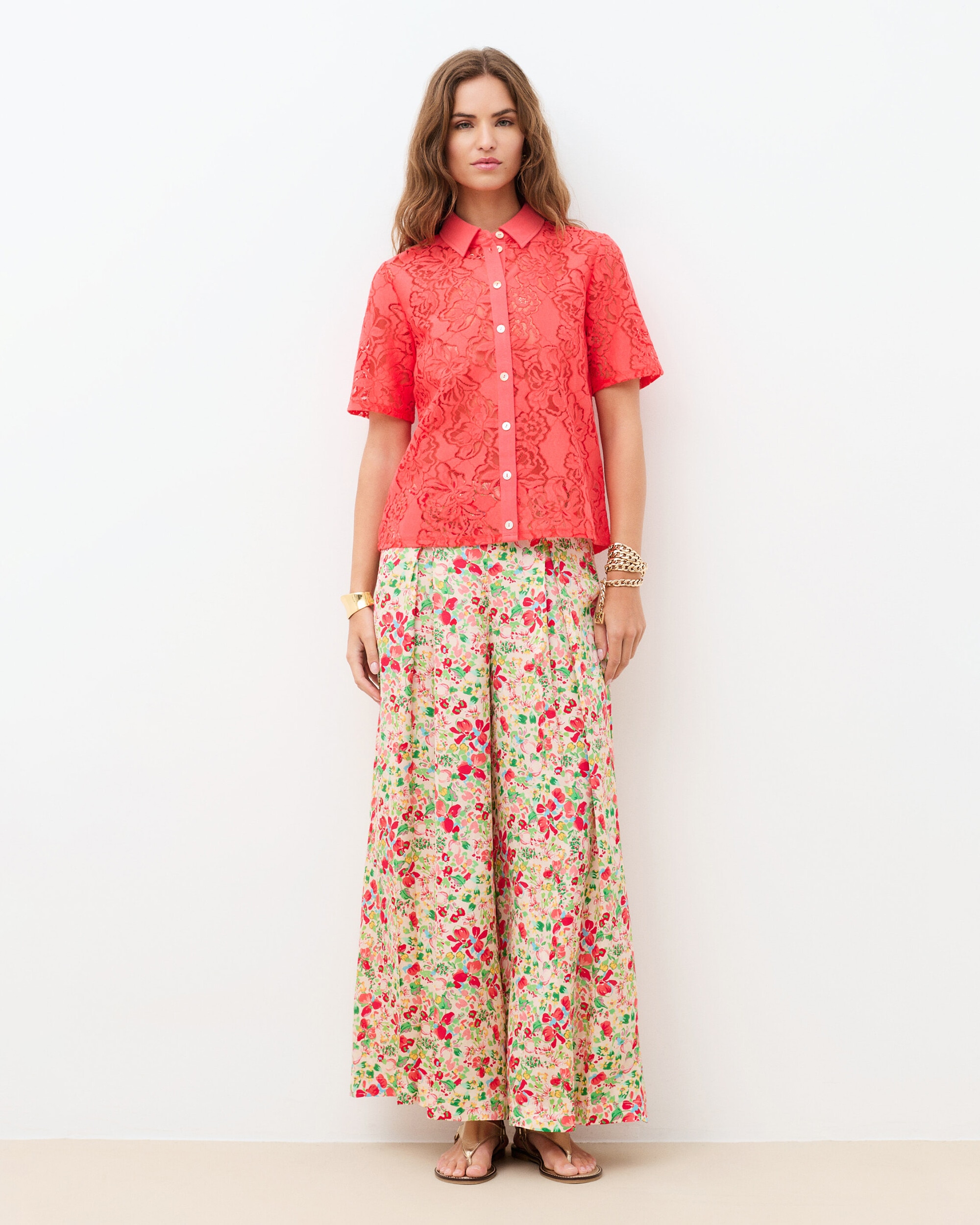 Caroll - Camisa de mujer con detalles calados y manga corta.