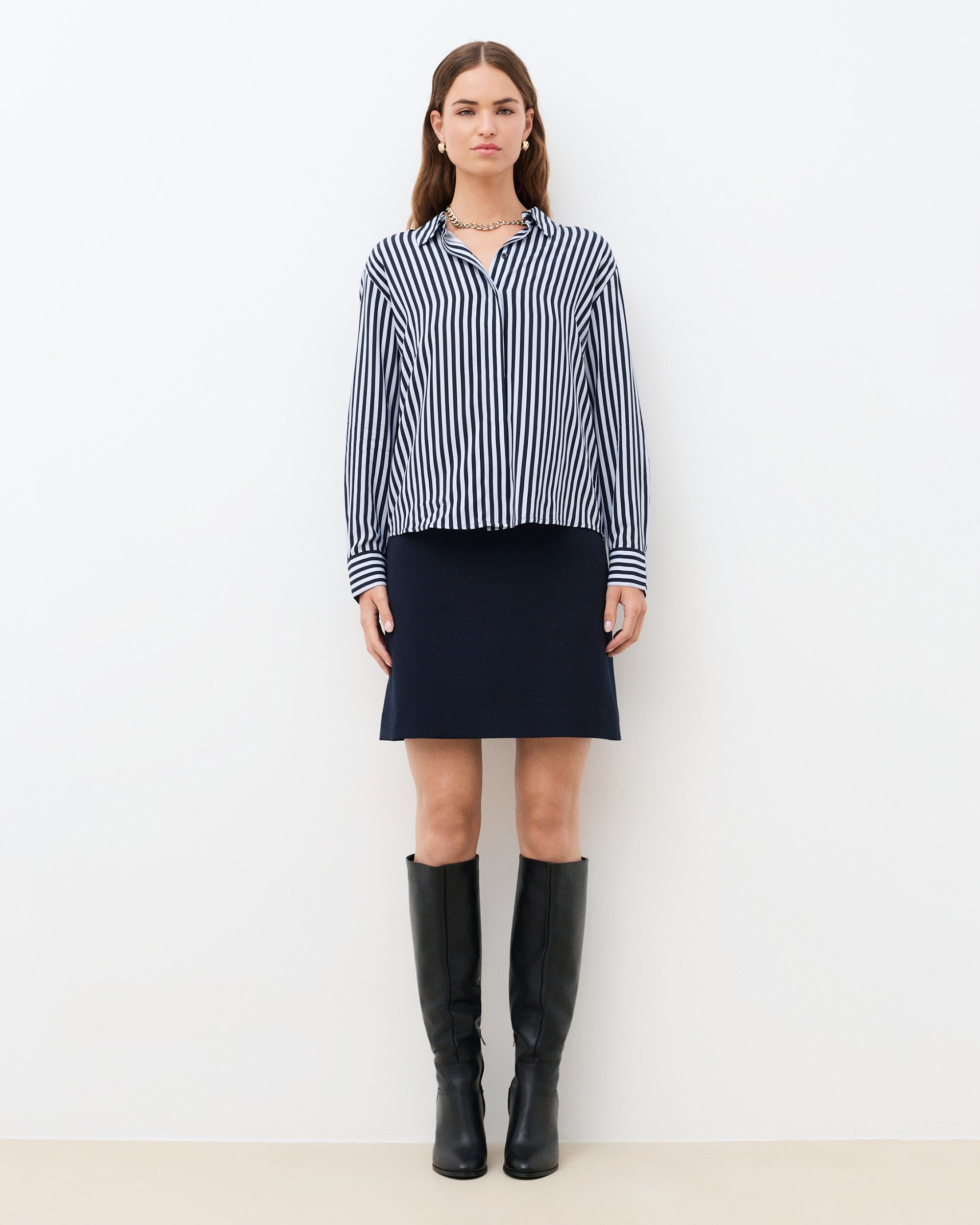 Caroll - Camisa de mujer de mujer con estampado de rayas y botones solapados.