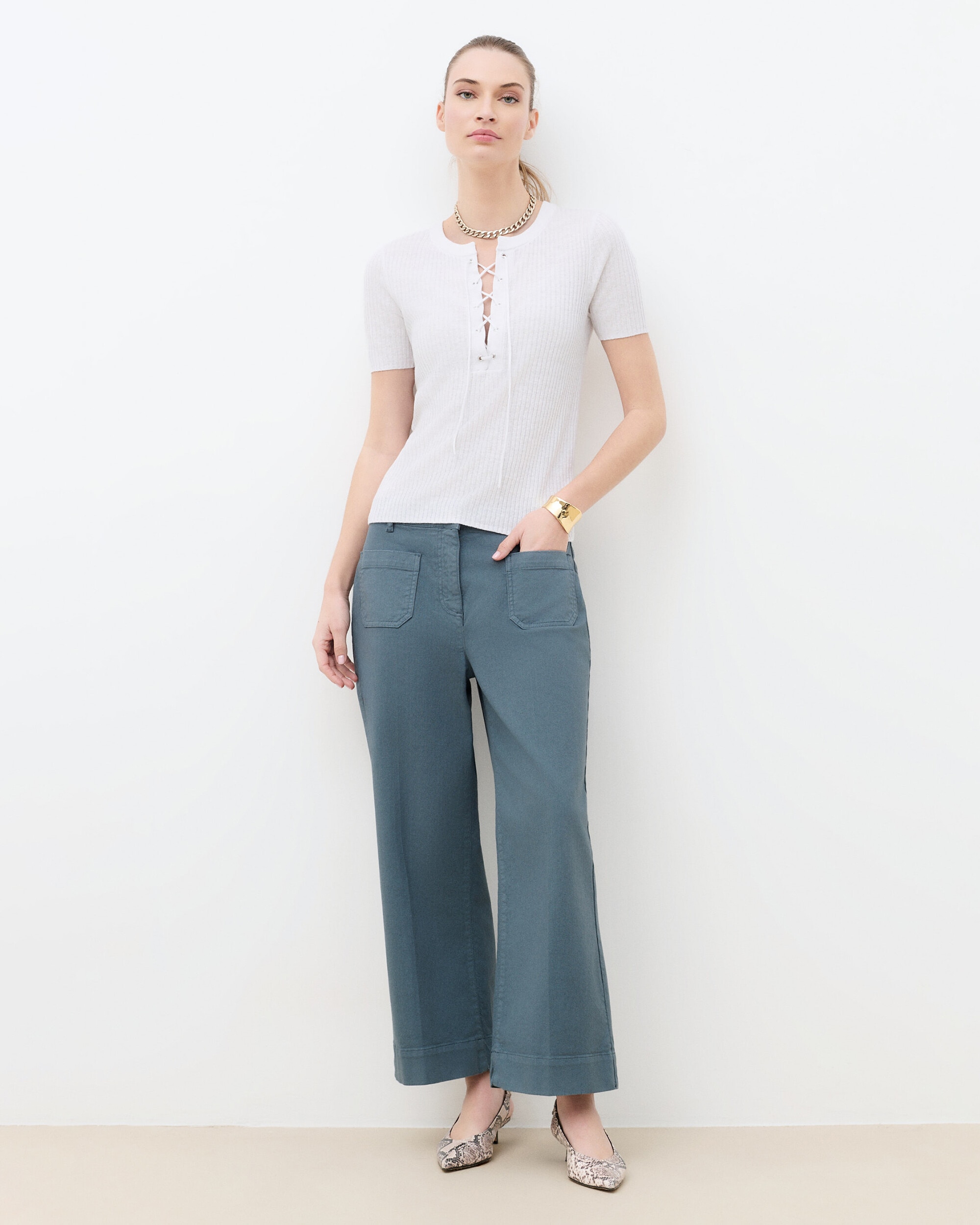 Caroll - Camiseta de mujer de punto ligero con cordones.