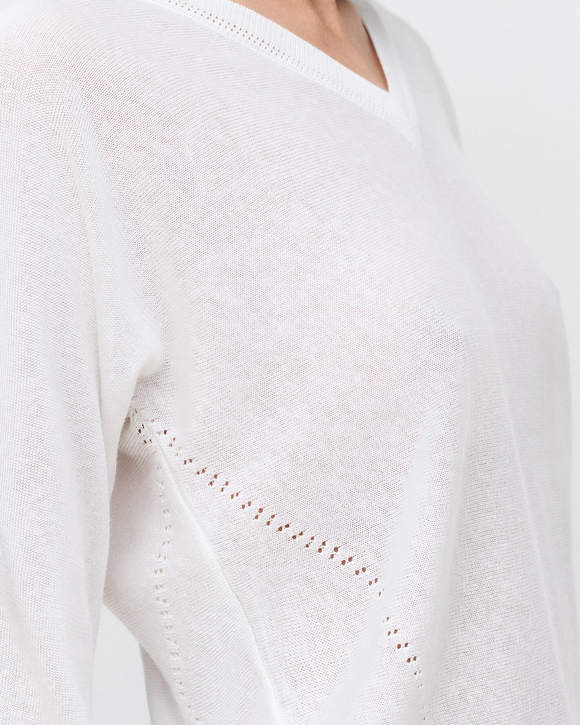 Jersey de mujer con escote pico y detalle calado - Caroll - Crema Crema-3