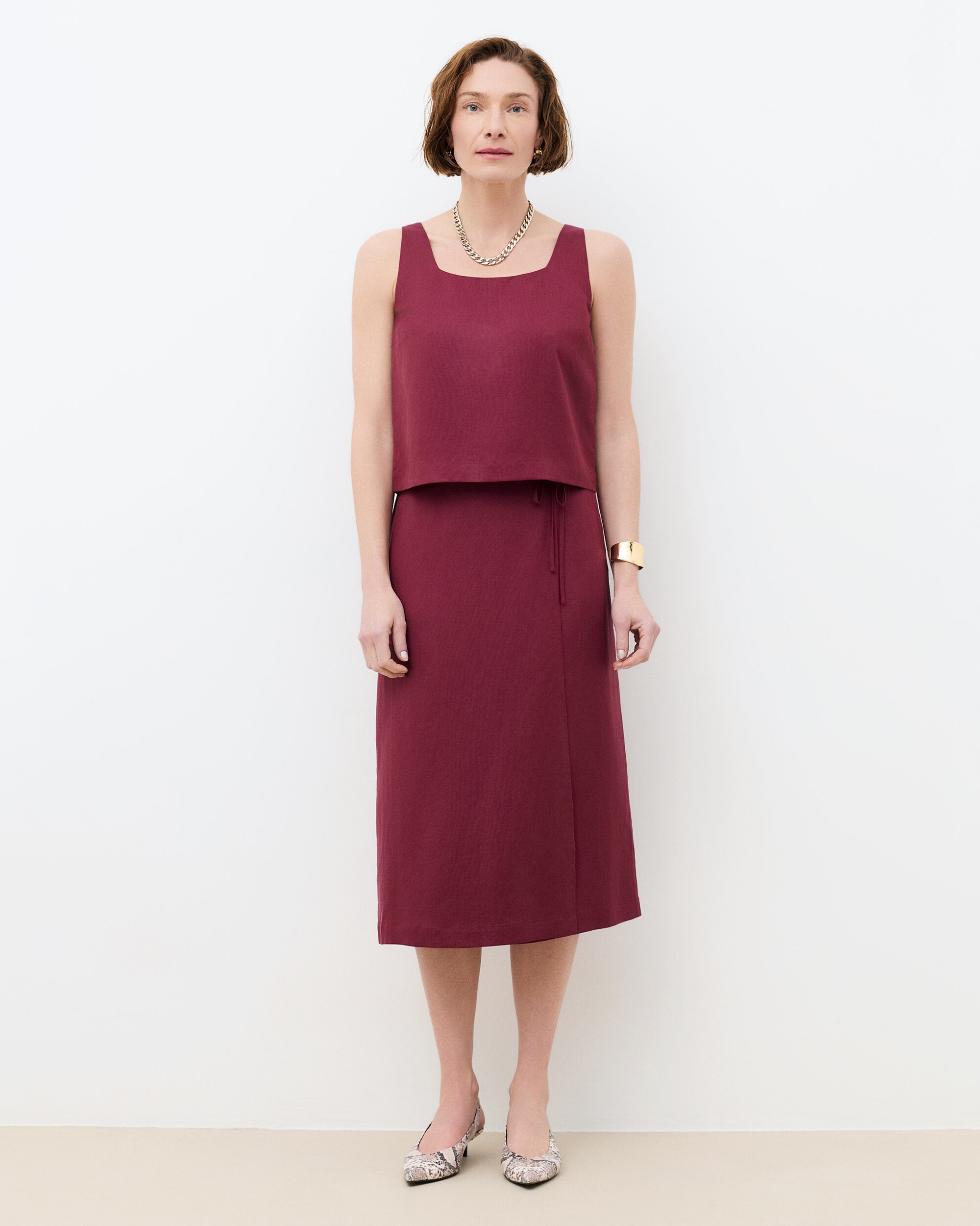 Caroll - Top de mujer corte crop en lino.