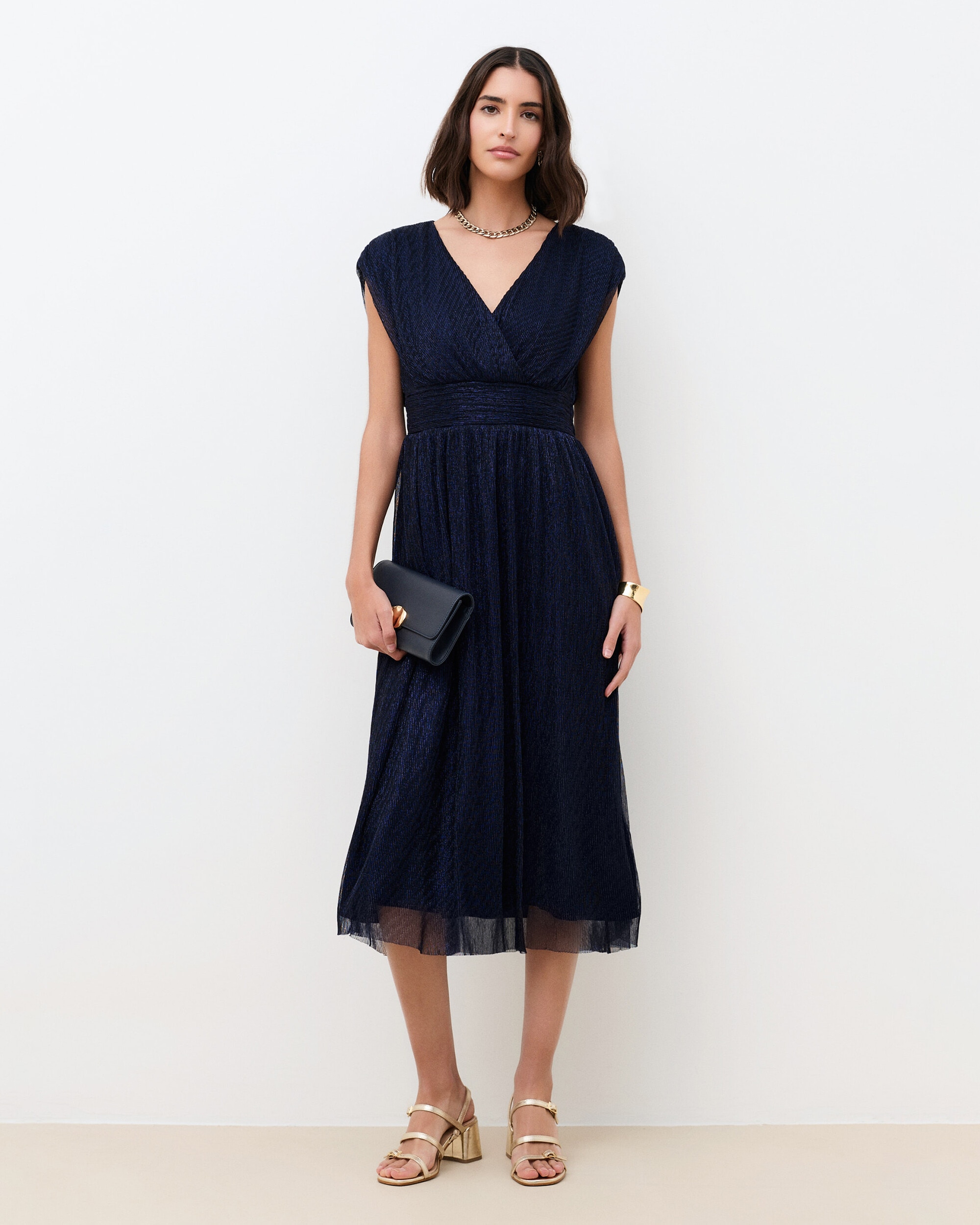 Caroll - Vestido midi sin mangas con cintura fruncida.