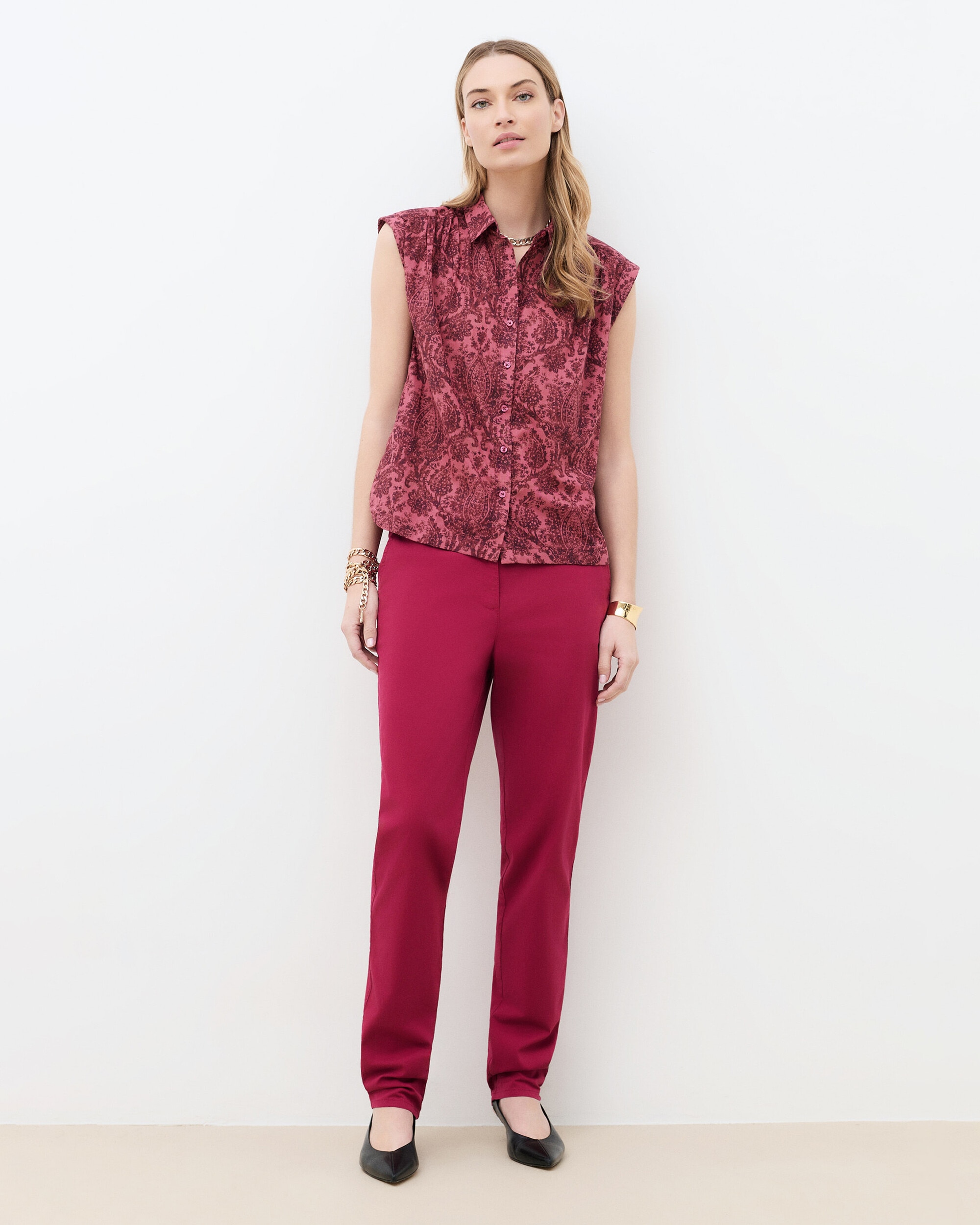 Caroll - Camisa de mujer con estampado paisley sin mangas.