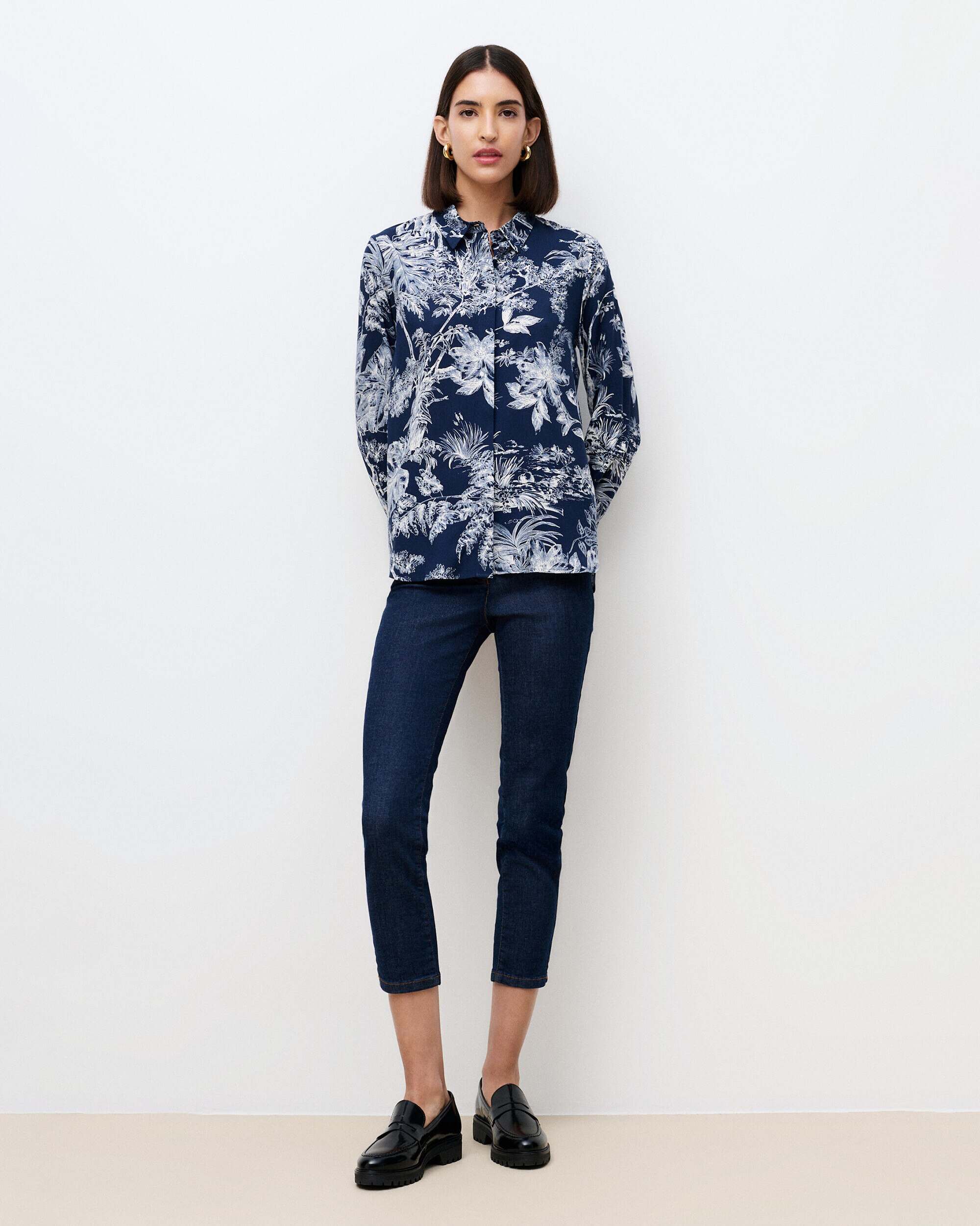 Camisa de mujer con manga larga y estampado floral - Caroll - Azul Azul-1