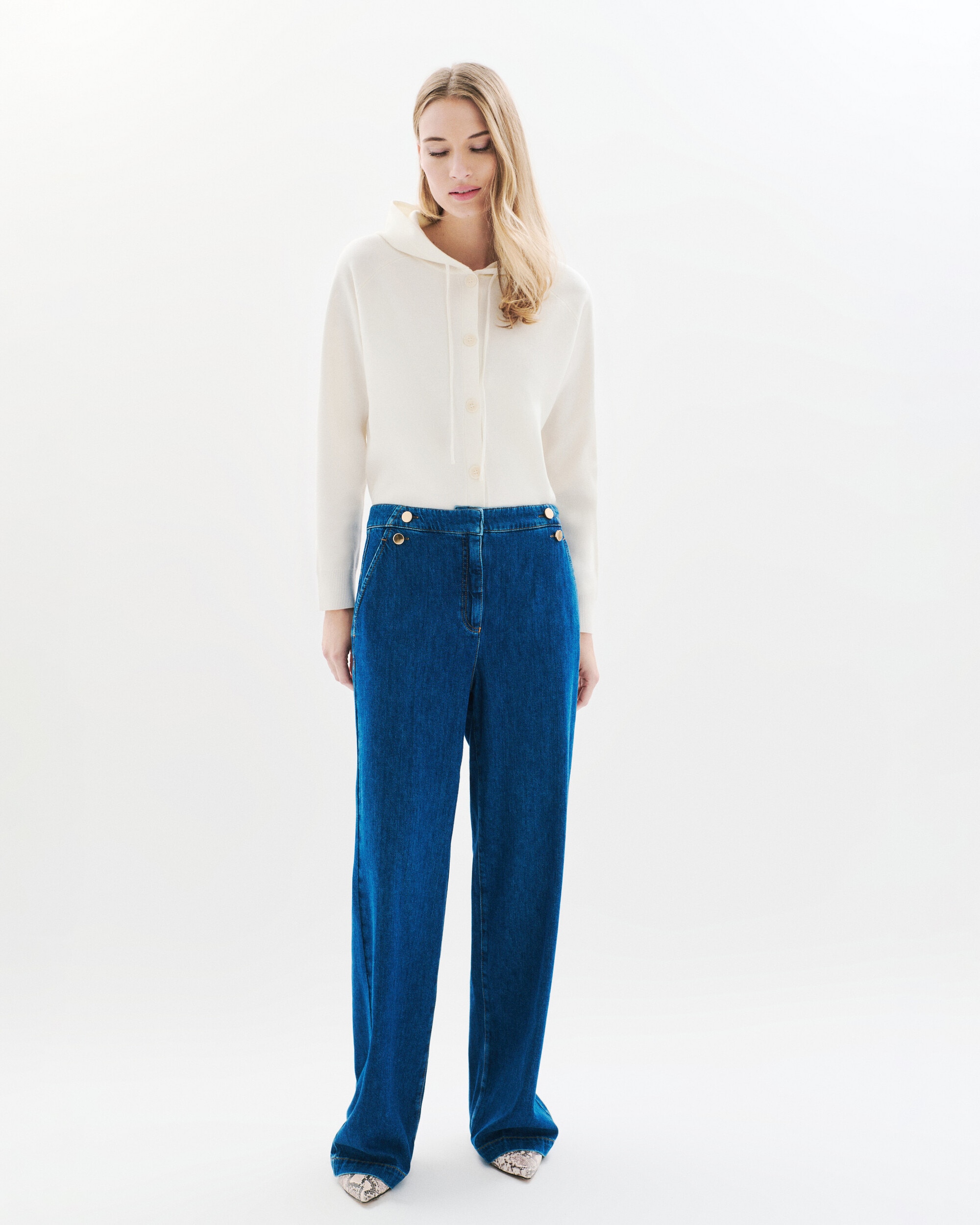 Caroll - Pantalón vaquero de mujer de tiro alto en corte ancho.