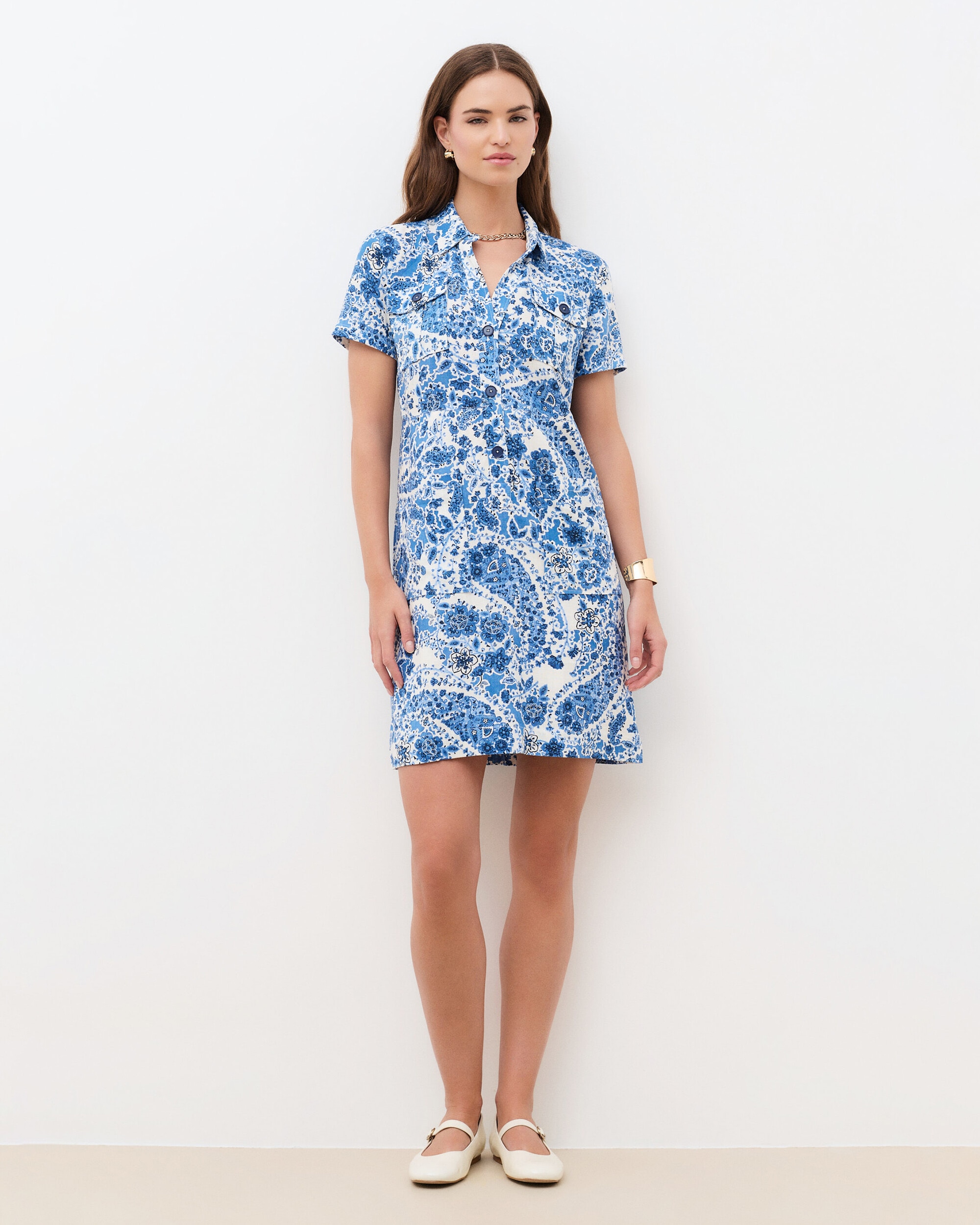 Caroll - Vestido corto con bolsillos y estampado.