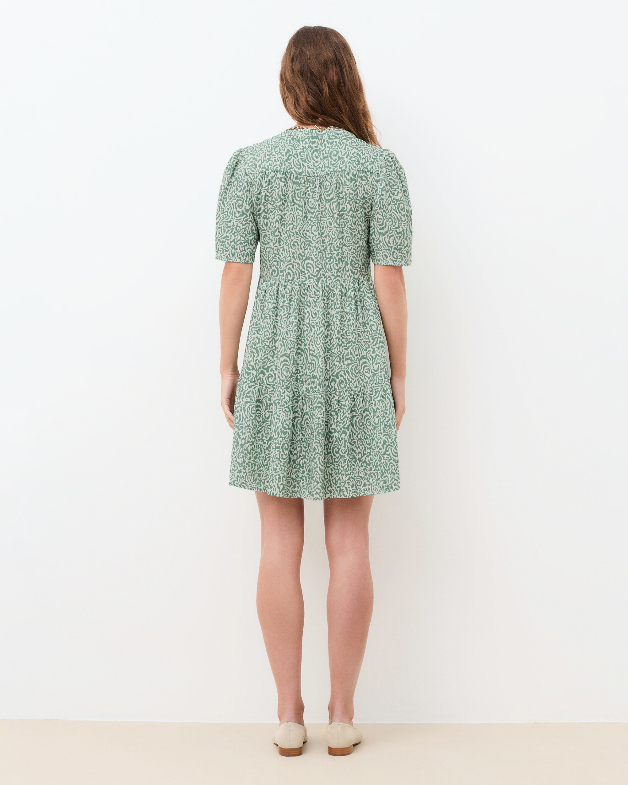 Vestido corto con escote pico y estampado - Caroll - Verde oscuro Verde oscuro-2