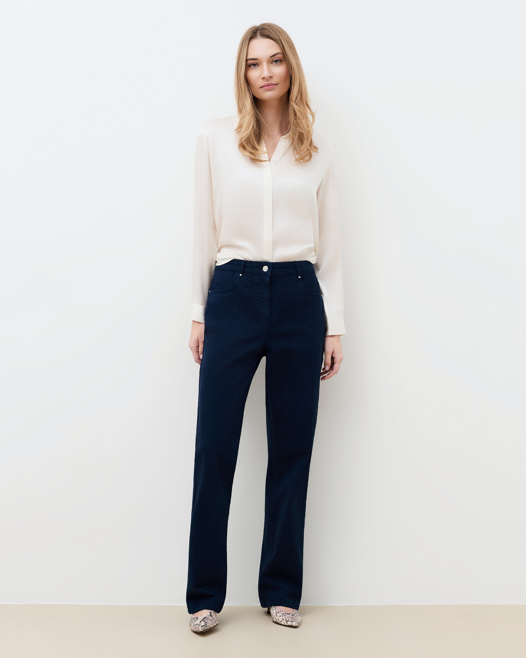 Caroll - Pantalón vaquero de mujer corte slim.