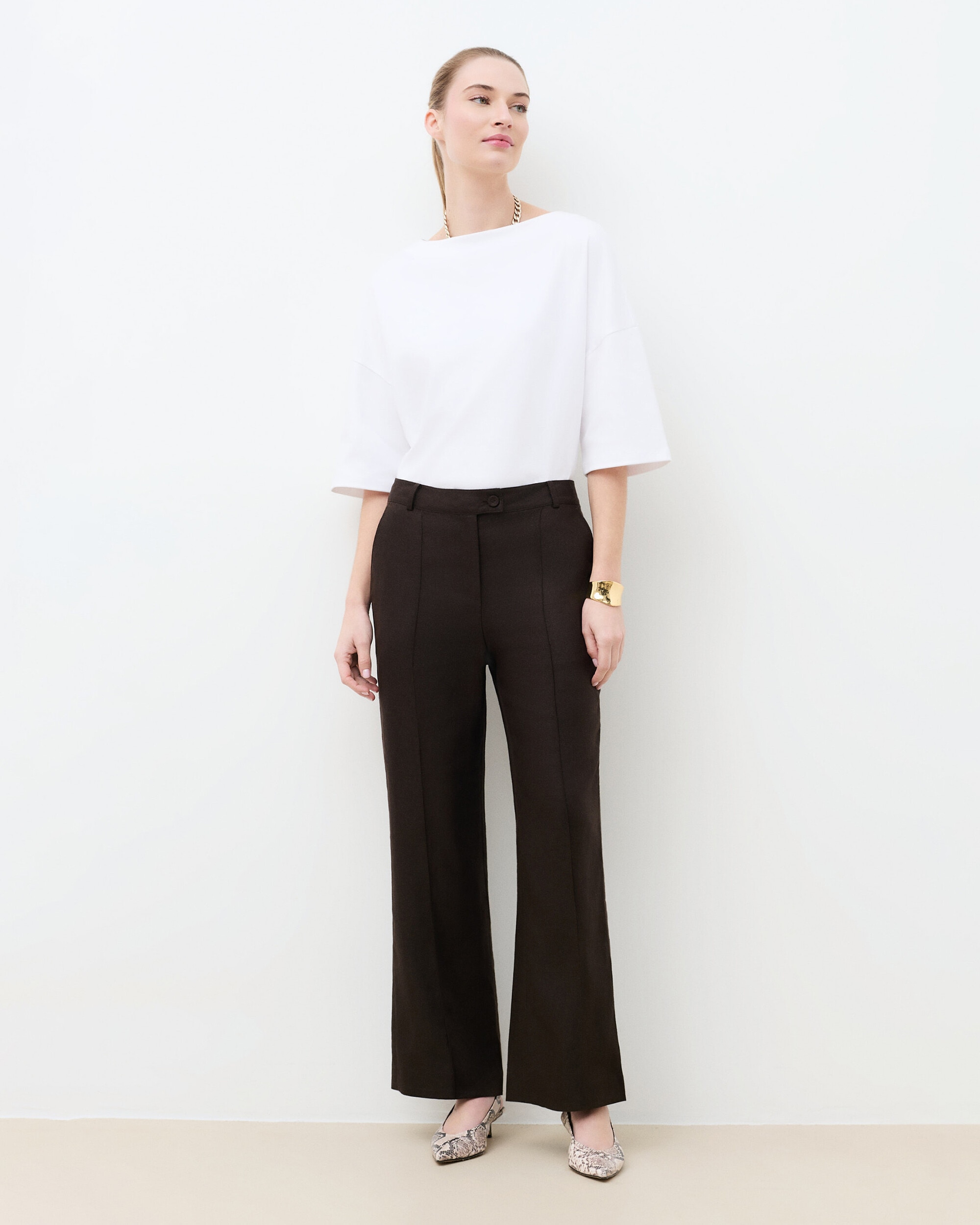 Caroll - Pantalón recto de mujer con pinzas en lino 100%.