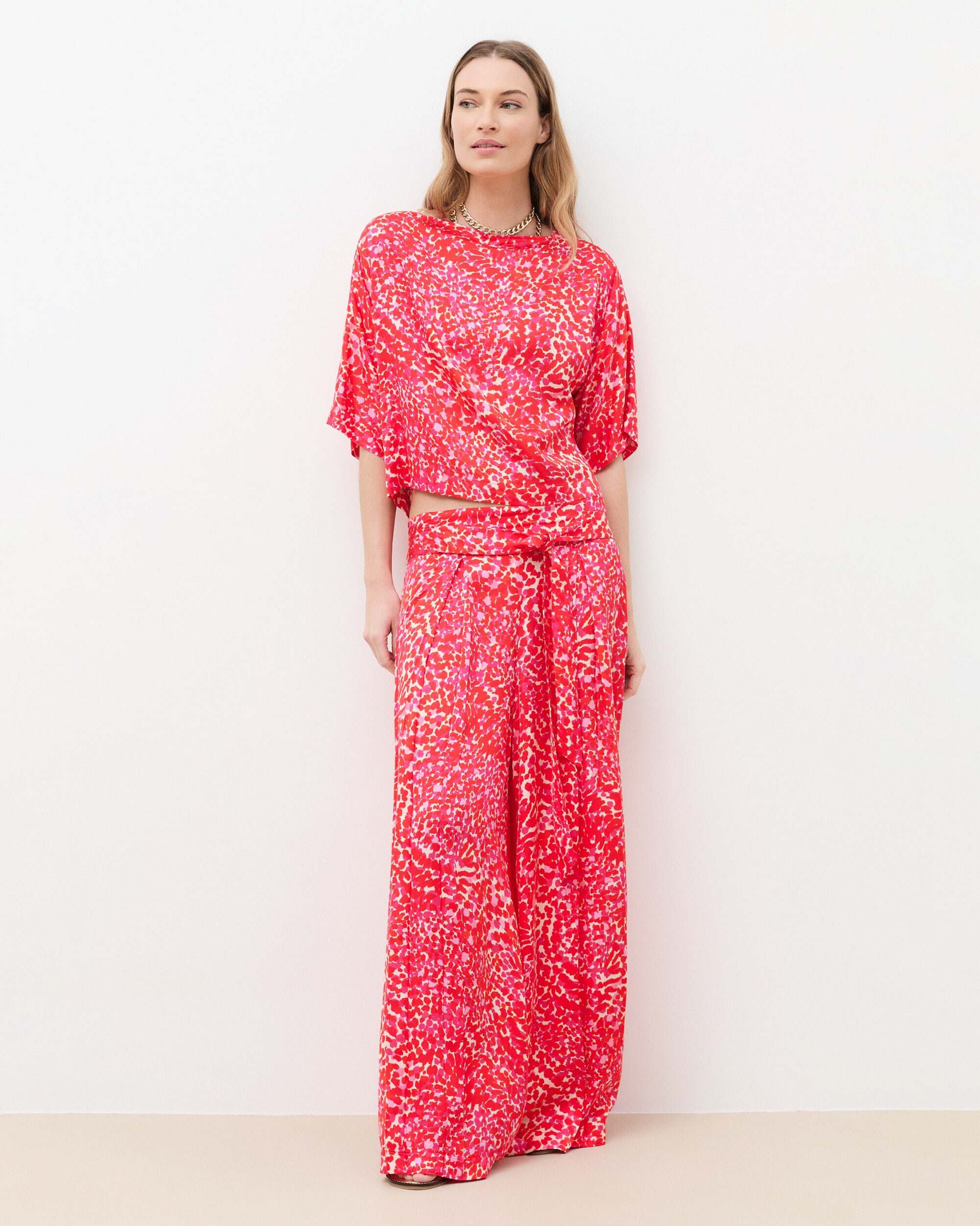 Pantalón ancho de mujer con estampado floral - Caroll - Rosa Rosa-1