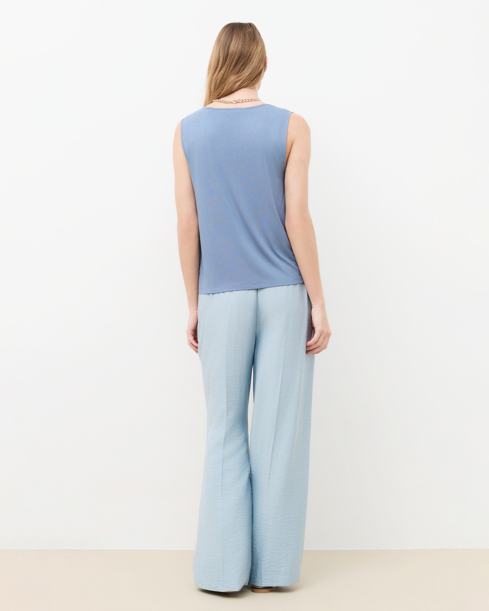 Camiseta de mujer sin mangas con escote redondo - Caroll - Azul Azul-2