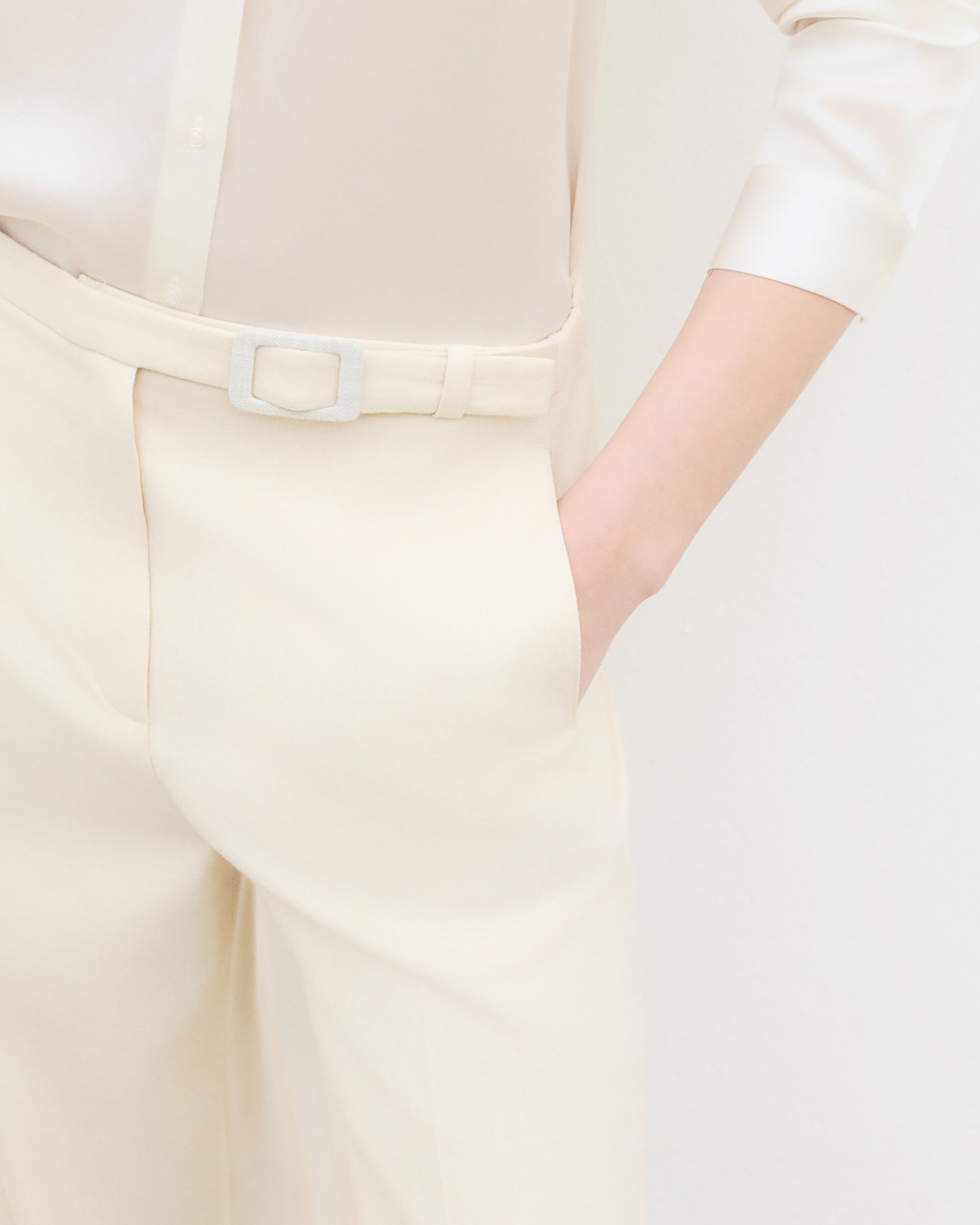 Pantalón ancho de mujer corte sartorial con cinturón - Caroll - Crudo Crudo-3