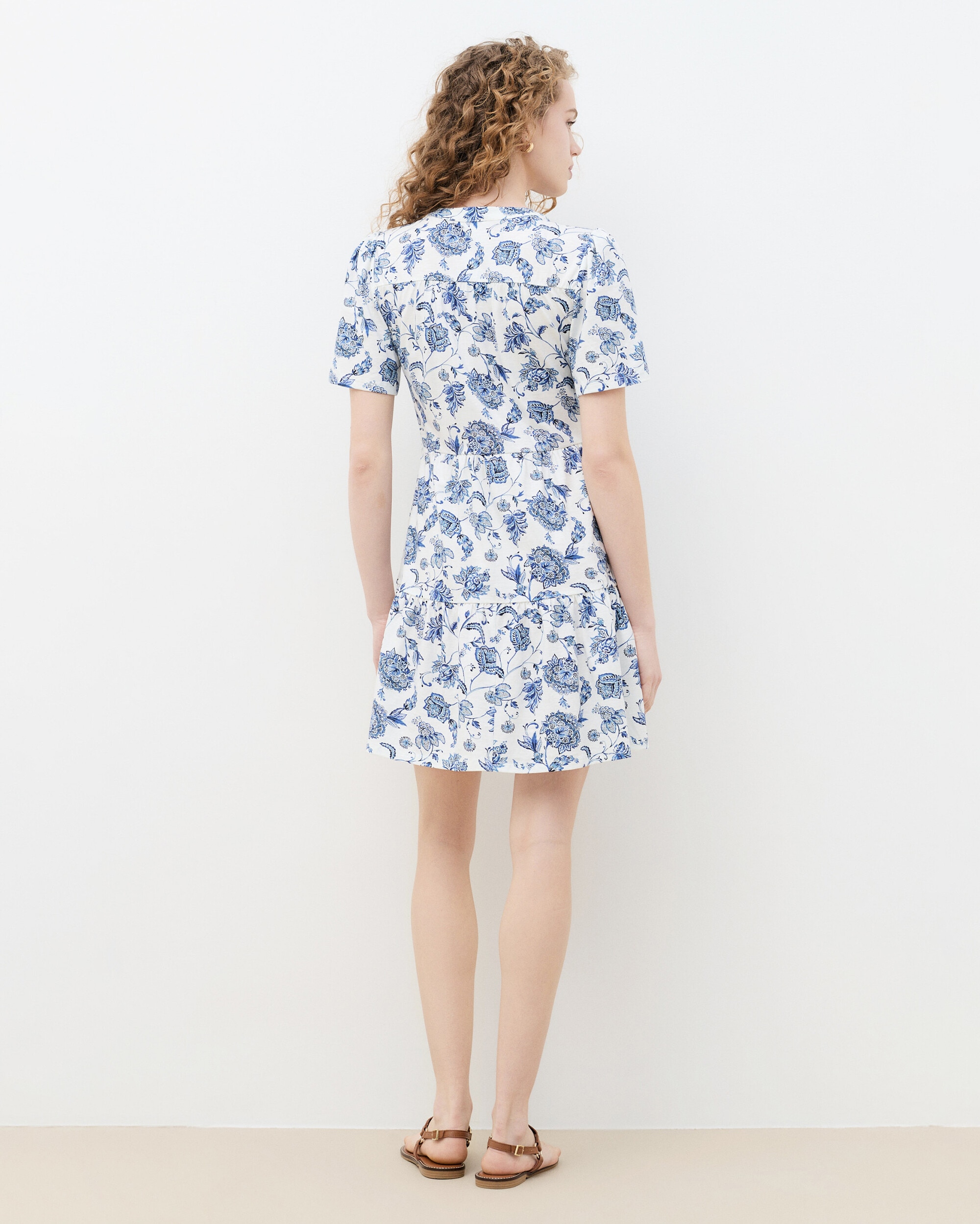 Vestido corto con estampado floral y manga corta - Caroll - Blanco Blanco-2