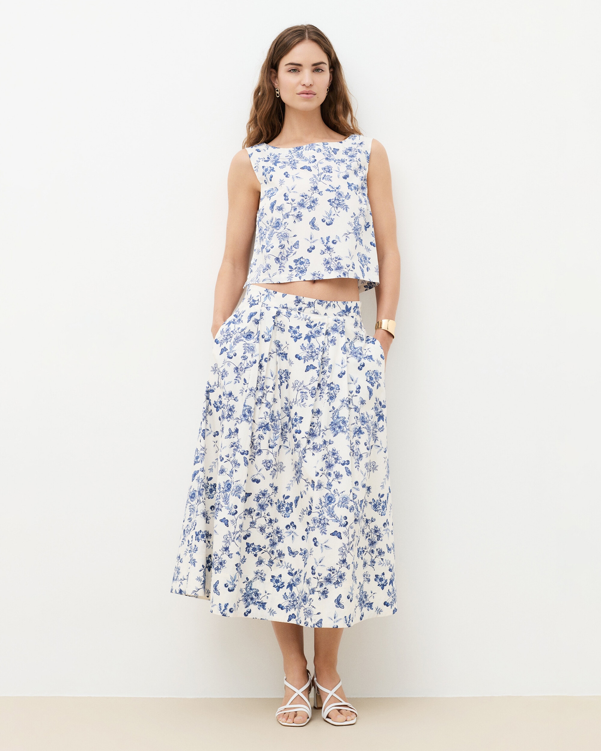 Caroll - Top crop de mujer con estampado floral.