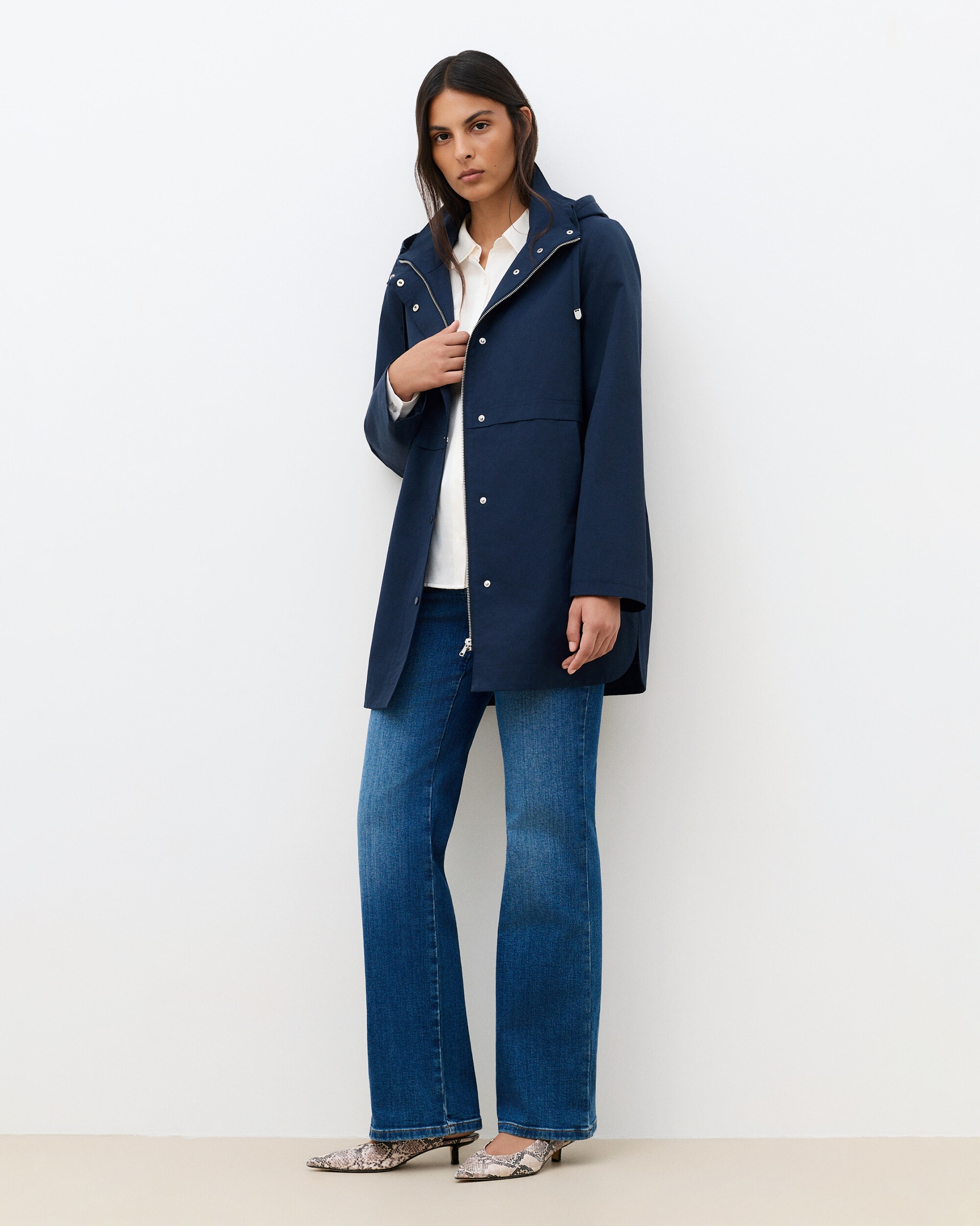 Imagen 0 de Parka de mujer con capucha Azul marino