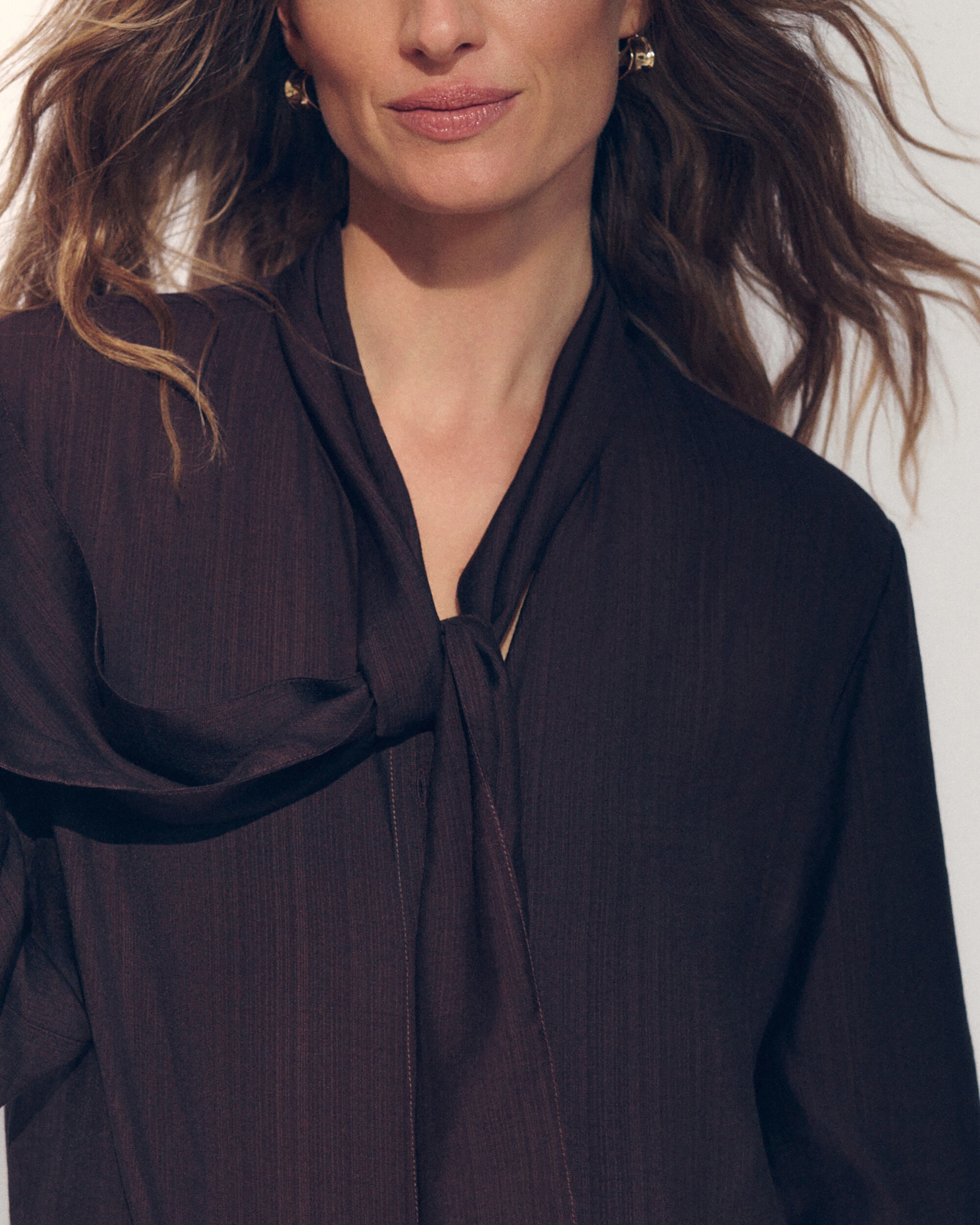 Blusa de mujer con lazo - Caroll - Marrón oscuro Marrón oscuro-3