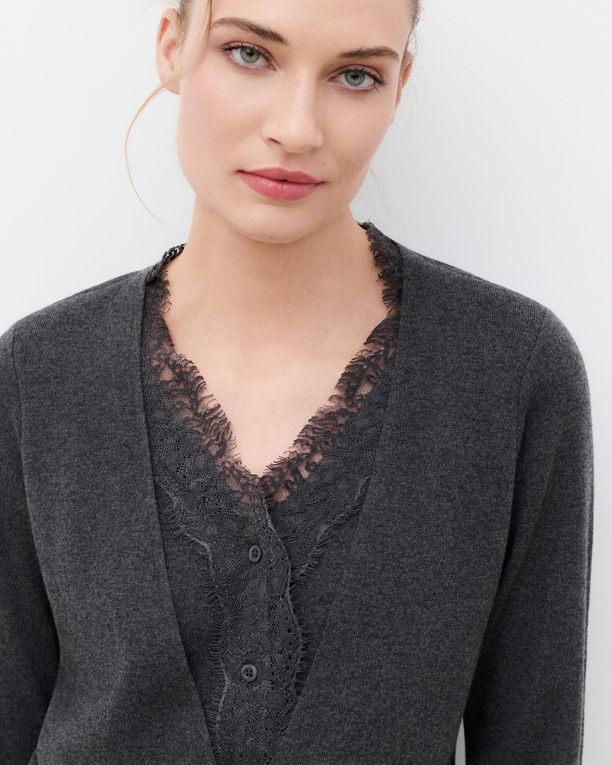 Cárdigan de mujer en lana con detalles de encaje - Caroll - Gris Gris-3