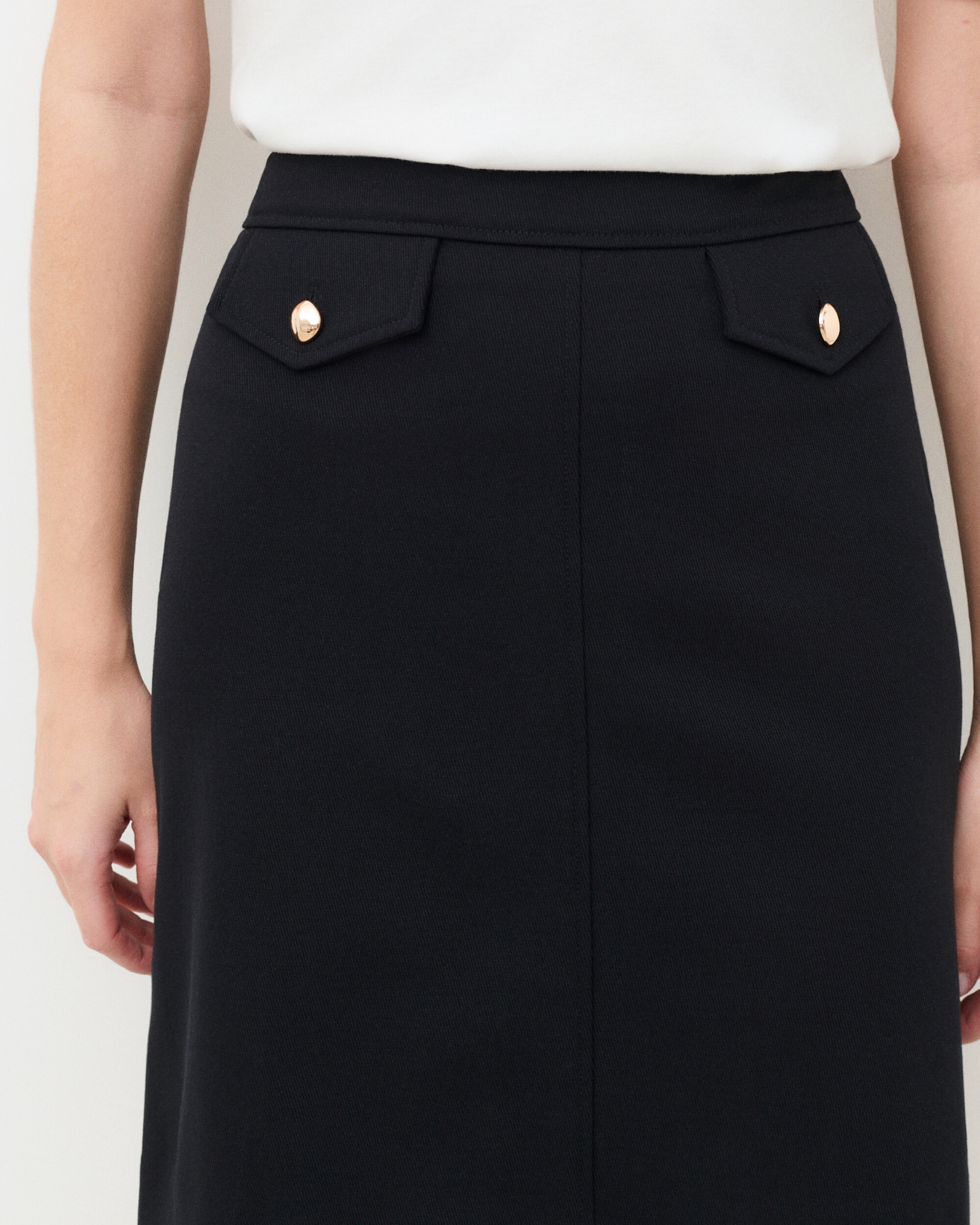 Falda corta con bolsillos - Caroll - Negro Negro-3