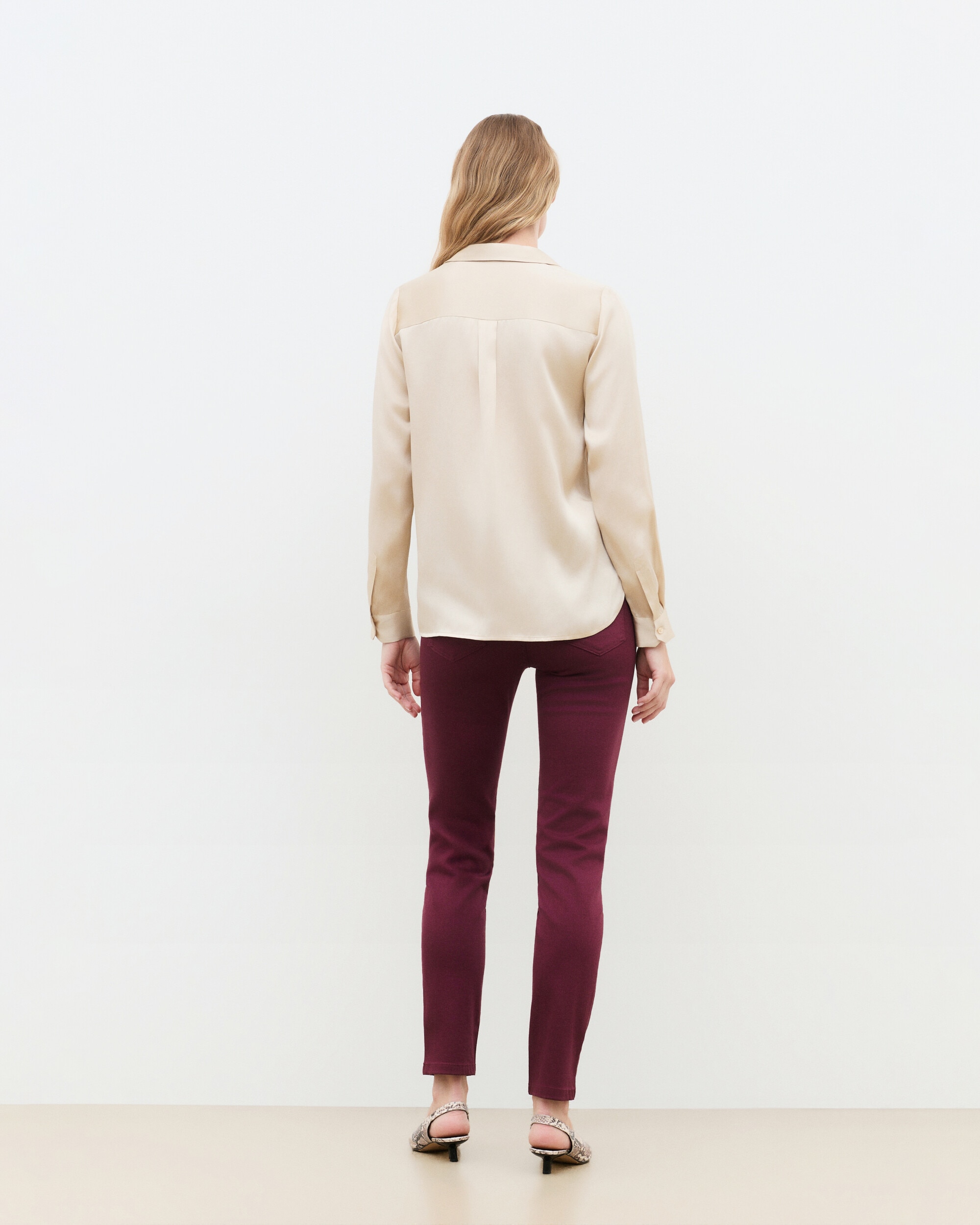 Camisa de mujer 100% seda con botones solapados - Caroll - Arena Arena-2