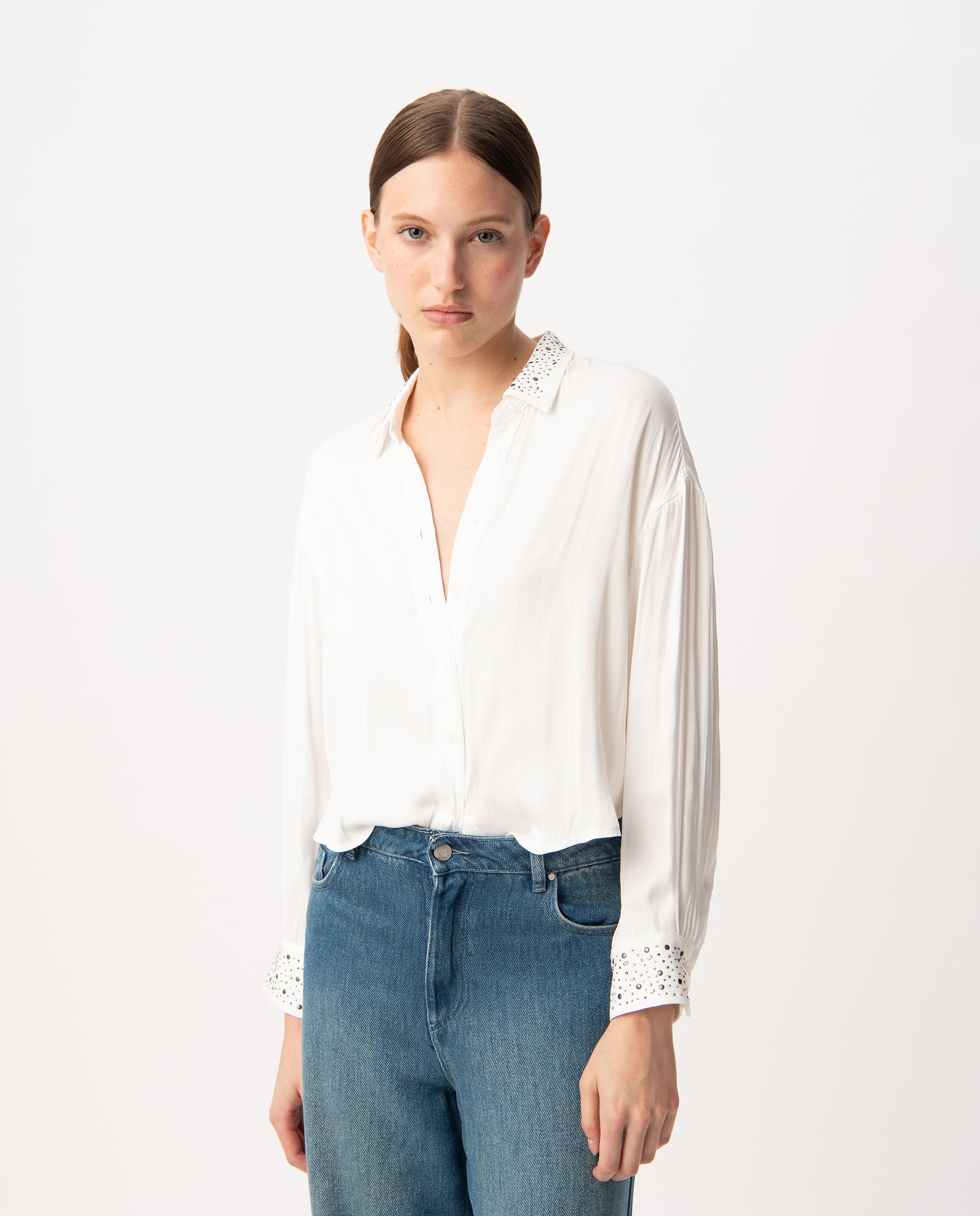 IKKS - Camisa de mujer en tejido reciclado con tachuelas y strass.