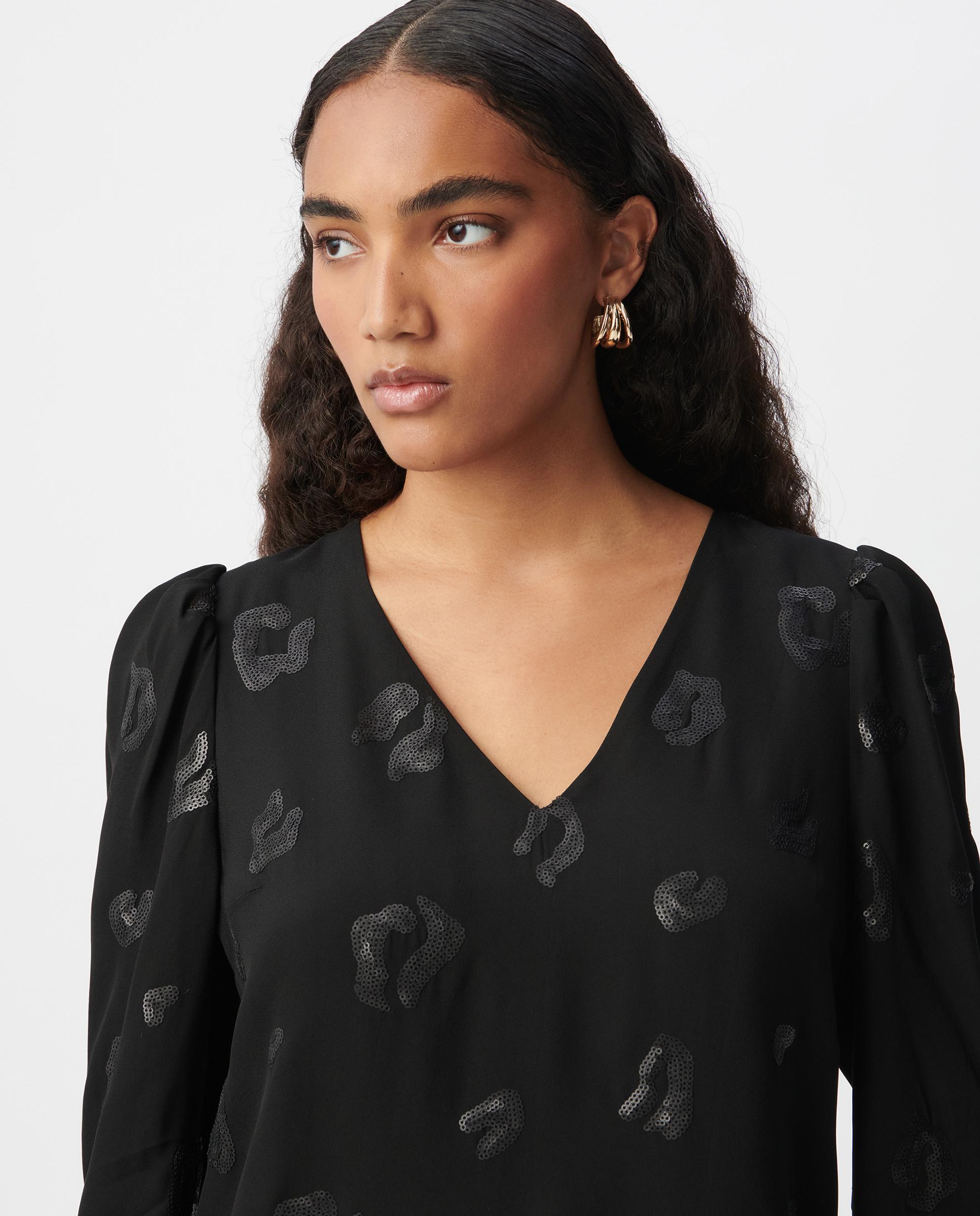 Vestido corto con cuello de pico - IKKS - Negro Negro-4