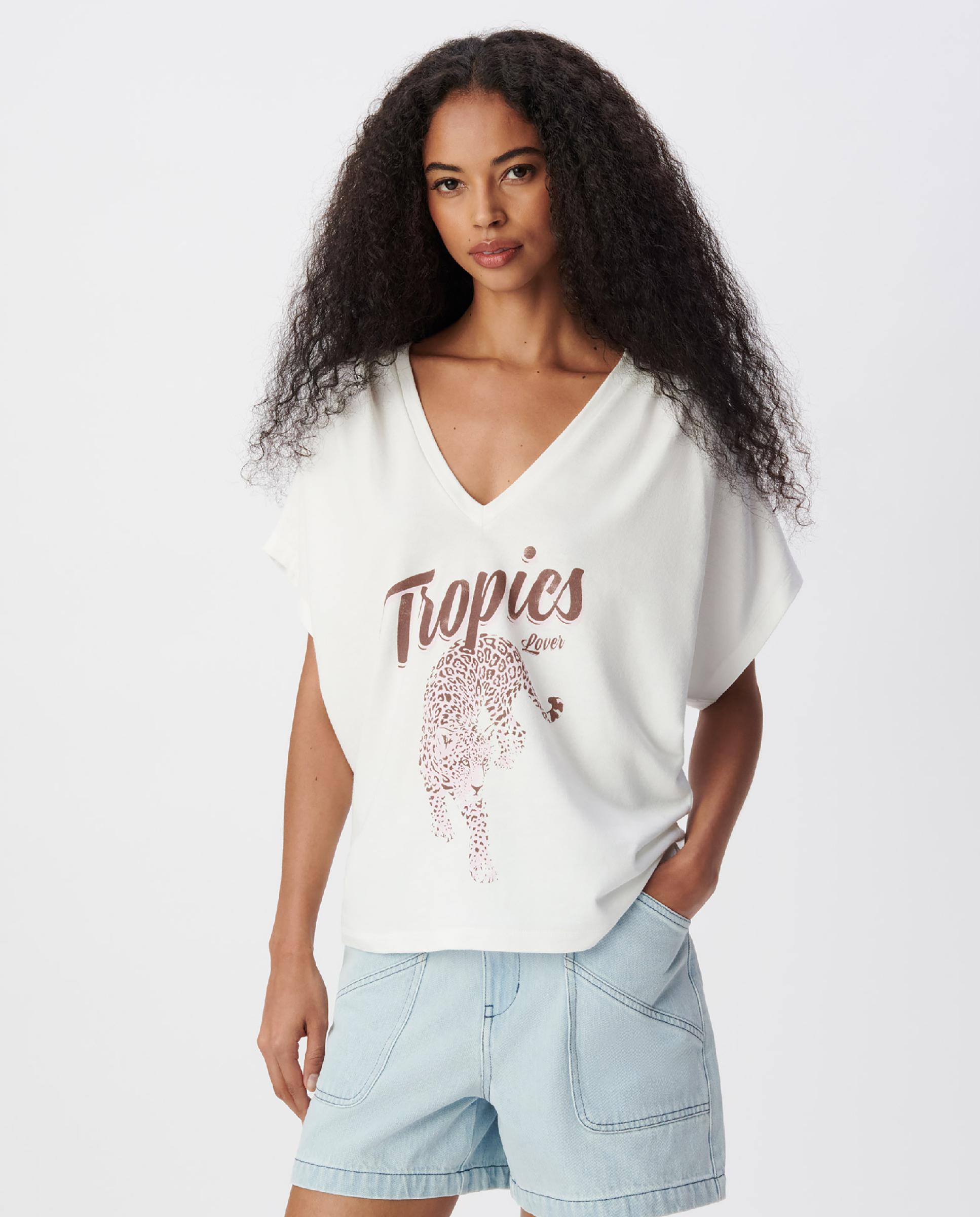 IKKS - Camiseta de mujer con escote de pico y print de leopardo.