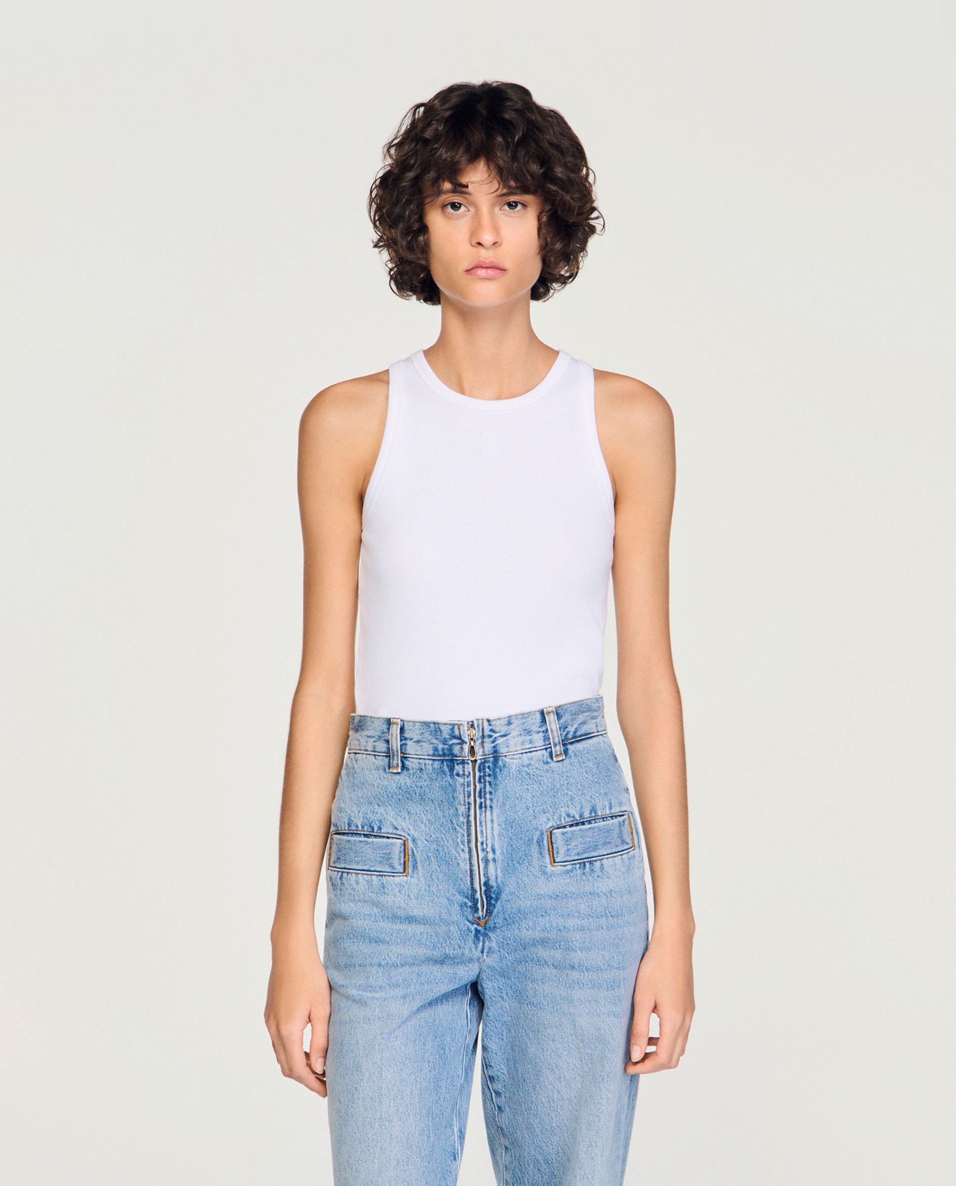 Sandro - Camiseta de mujer sin mangas con logo.