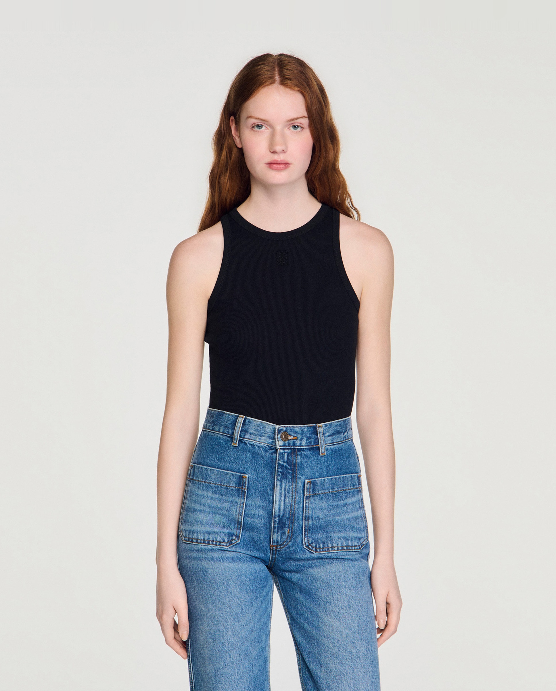 Camiseta de mujer sin mangas con bordado y cuello redondo - Sandro - Negro Negro-1