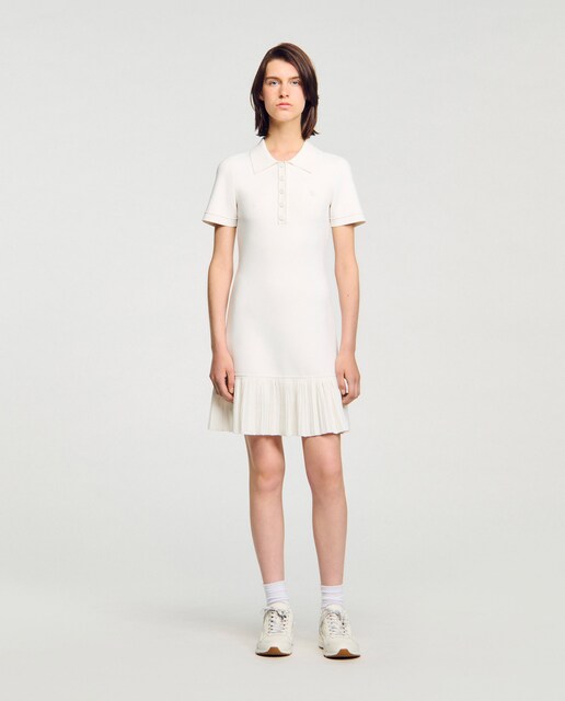 Imagen 0 de Vestido corto de punto con cuello polo abotonado y falda plisada