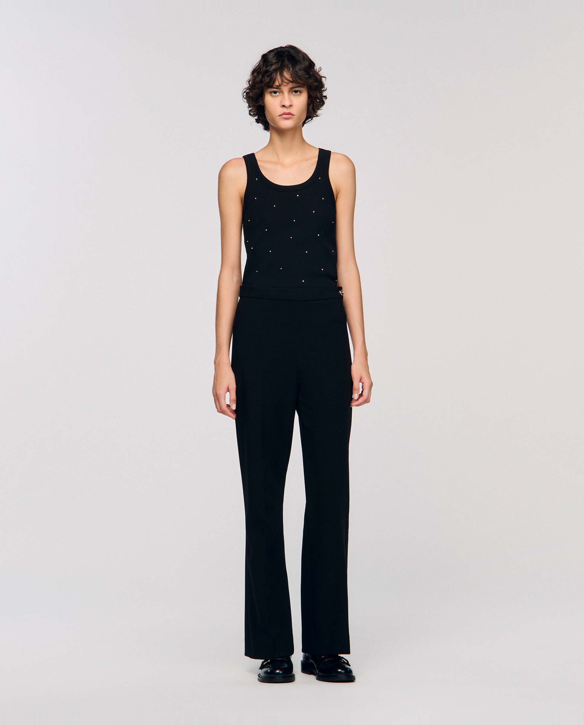 Sandro - Pantalón de mujer recto de pierna ancha con cinturón.