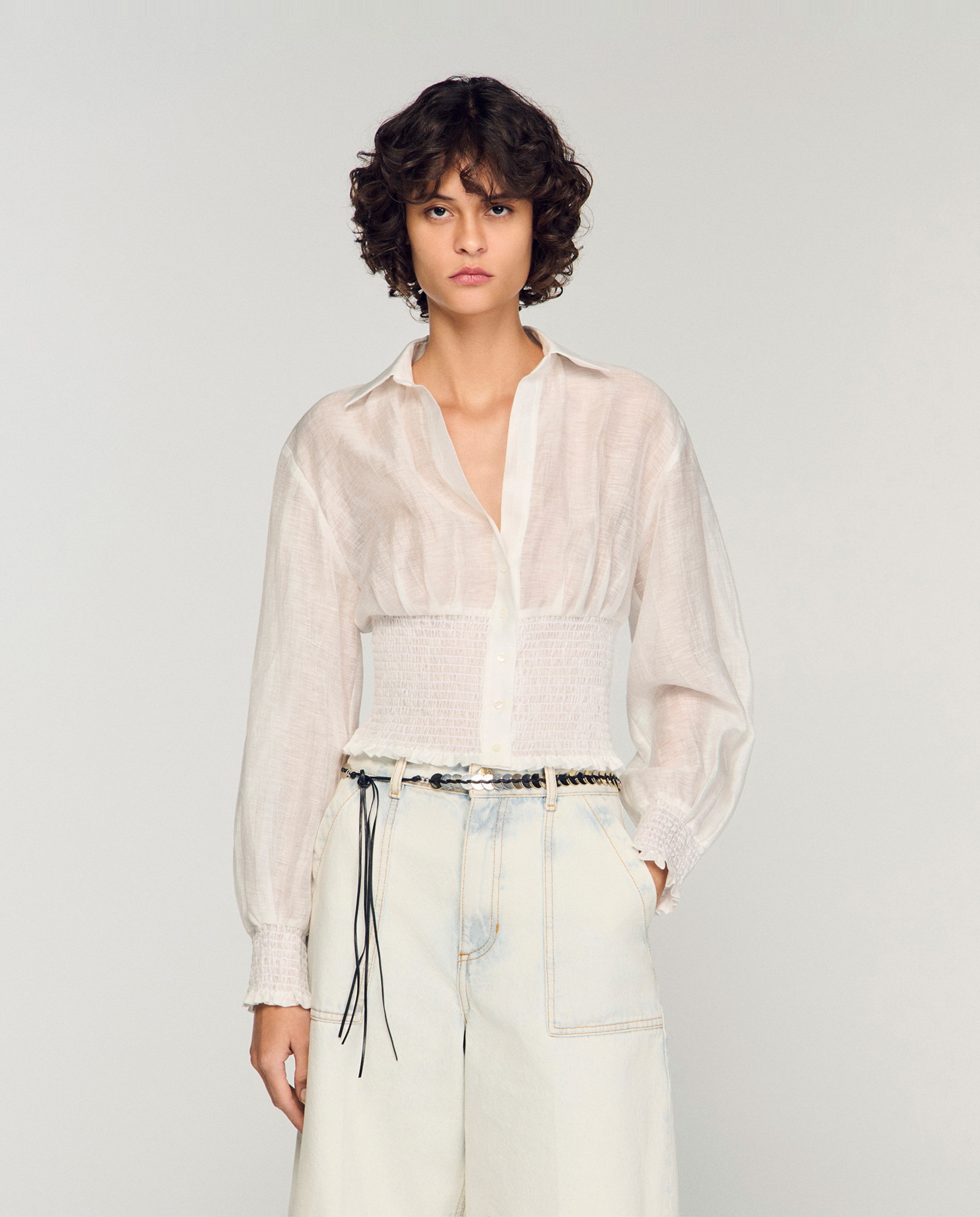 Sandro - Camisa de mujer corta fruncida con lino.