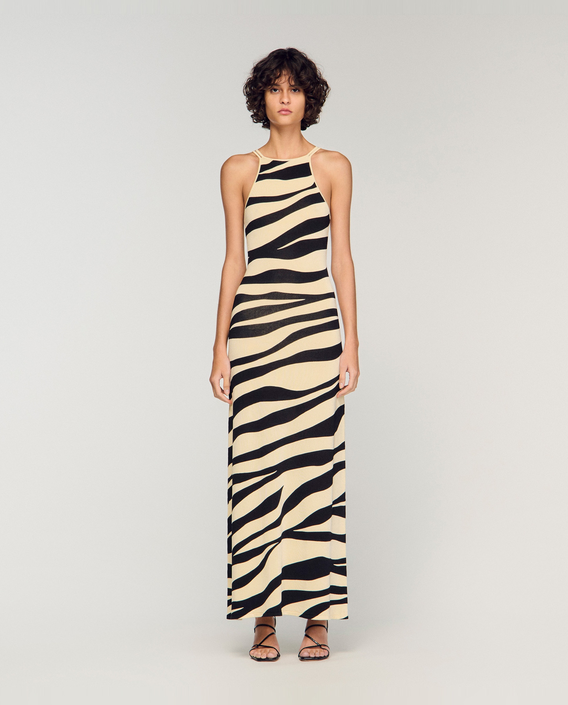Vestido largo de punto cebra ajustado con escote americano