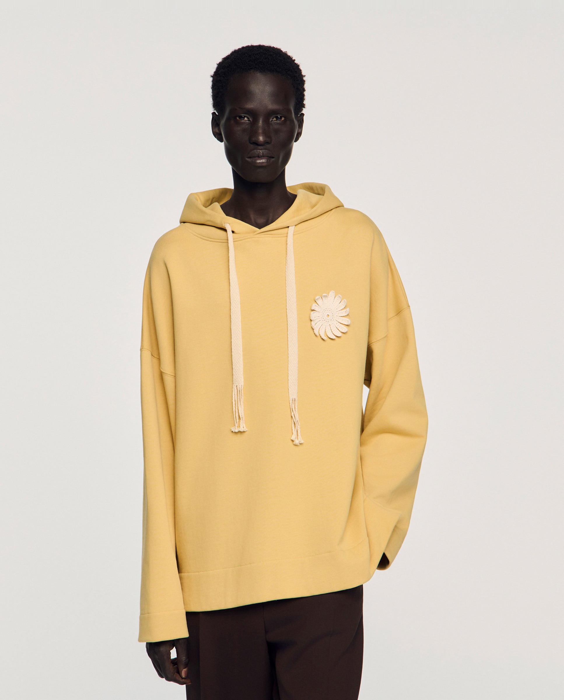 Sudadera con capucha de hombre de algodón oversize con flor de ganchillo - Sandro - Amarillo Amarillo-1