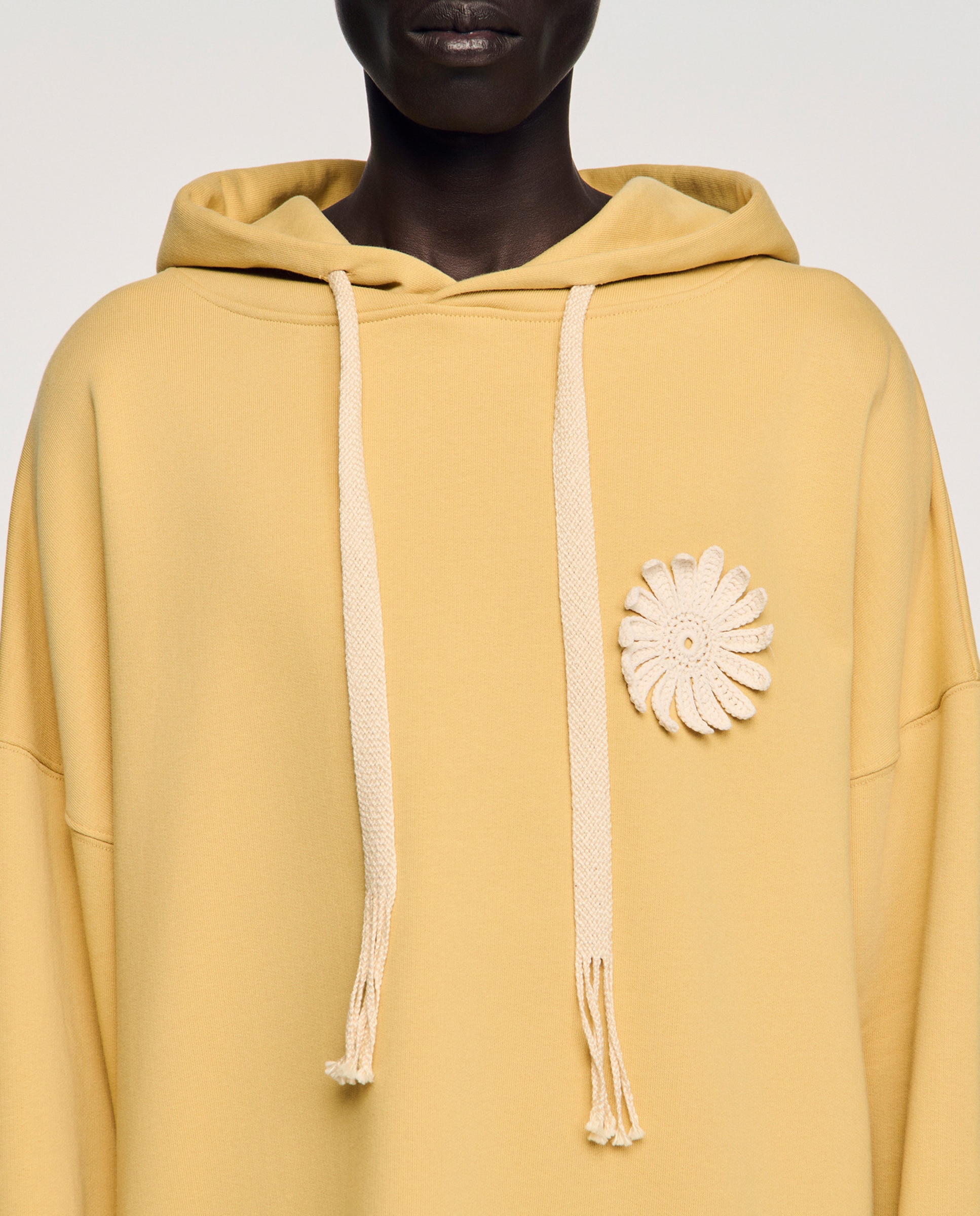 Sudadera con capucha de hombre de algodón oversize con flor de ganchillo - Sandro - Amarillo Amarillo-6