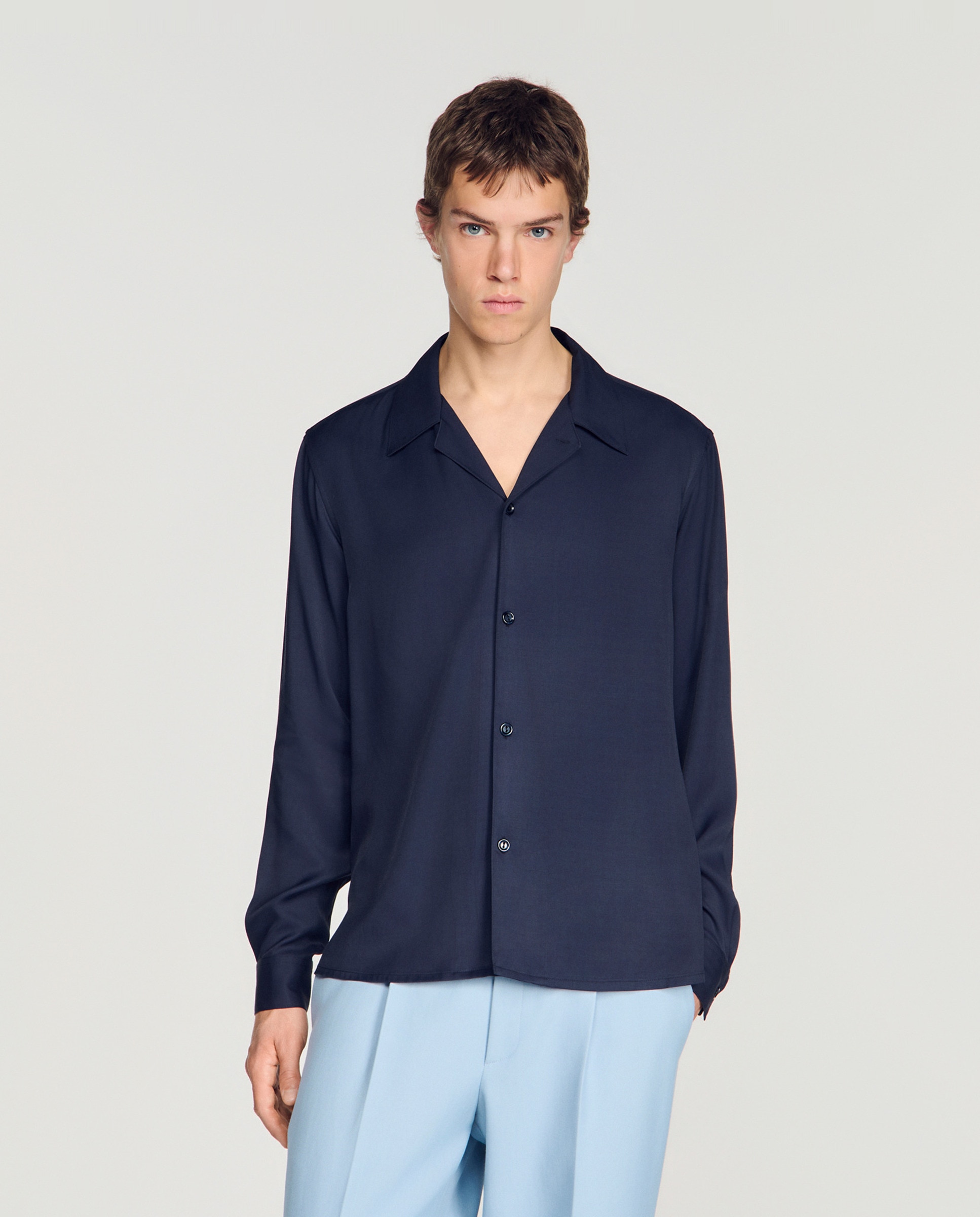 Camisa de hombre fluida cuello italiano manga larga - Sandro - Azul marino Azul marino-1