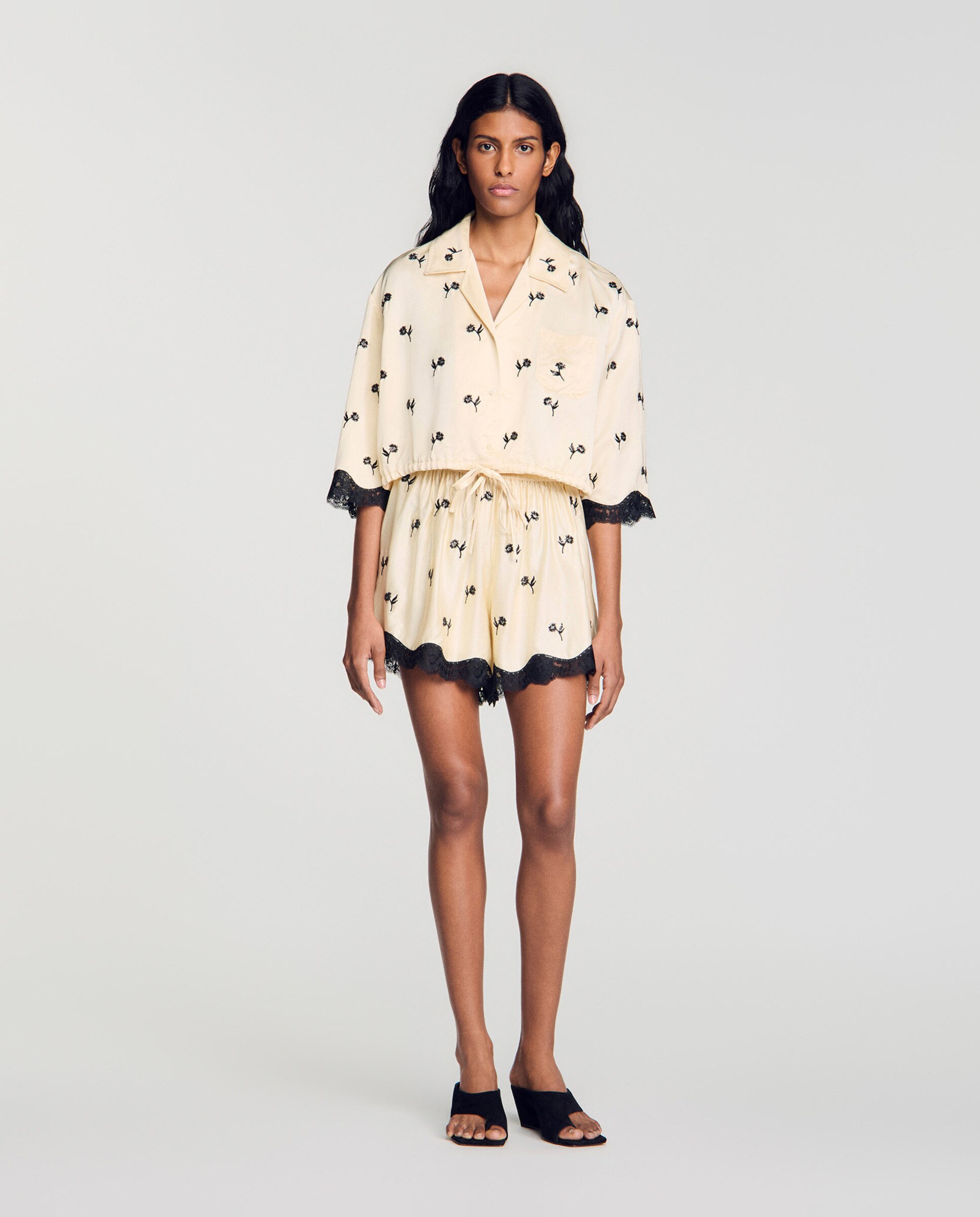 Camisa de mujer corta con bordado floral y cordón ajustable - Sandro - Beige Beige-3