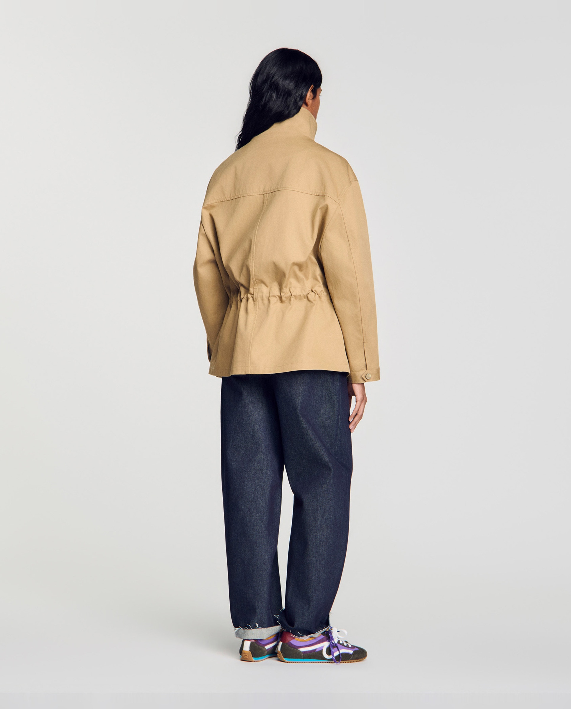 Cazadora de mujer con cuello alto, cintura ajustable y 100% algodón - Sandro - Camel Camel-2
