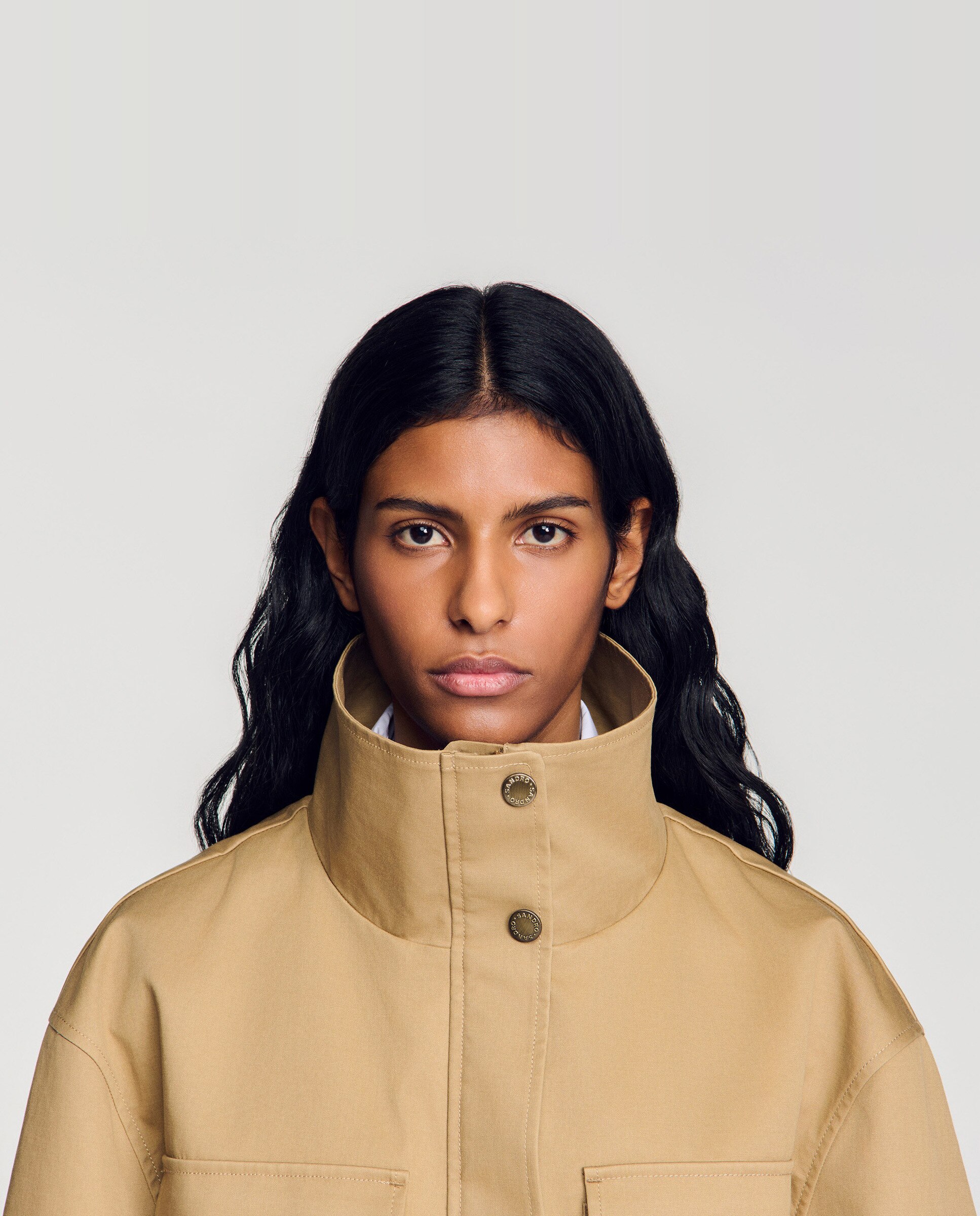 Cazadora de mujer con cuello alto, cintura ajustable y 100% algodón - Sandro - Camel Camel-5
