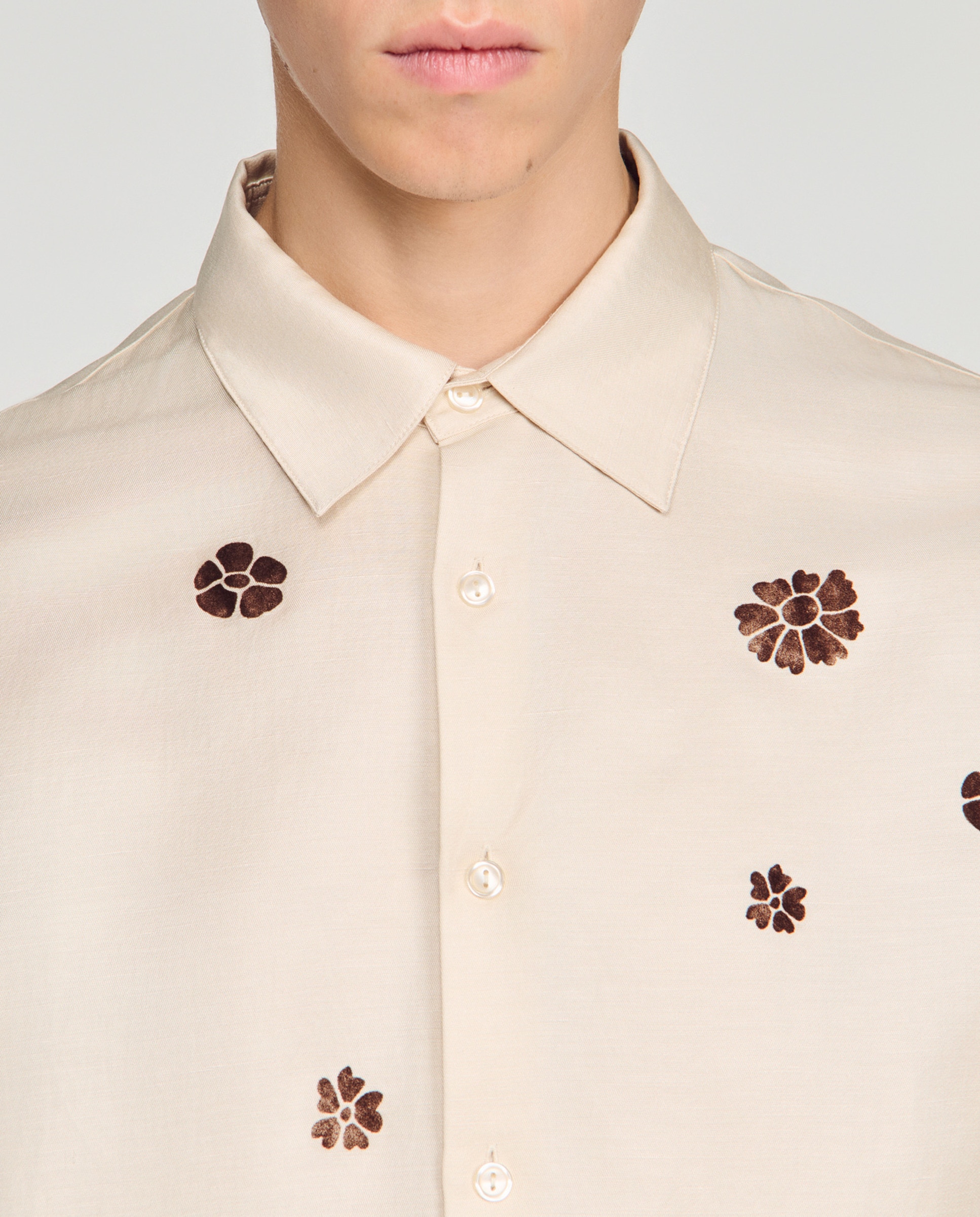 Camisa de hombre corte fluido manga corta estampado floral flocado - Sandro - Blanco Blanco-5