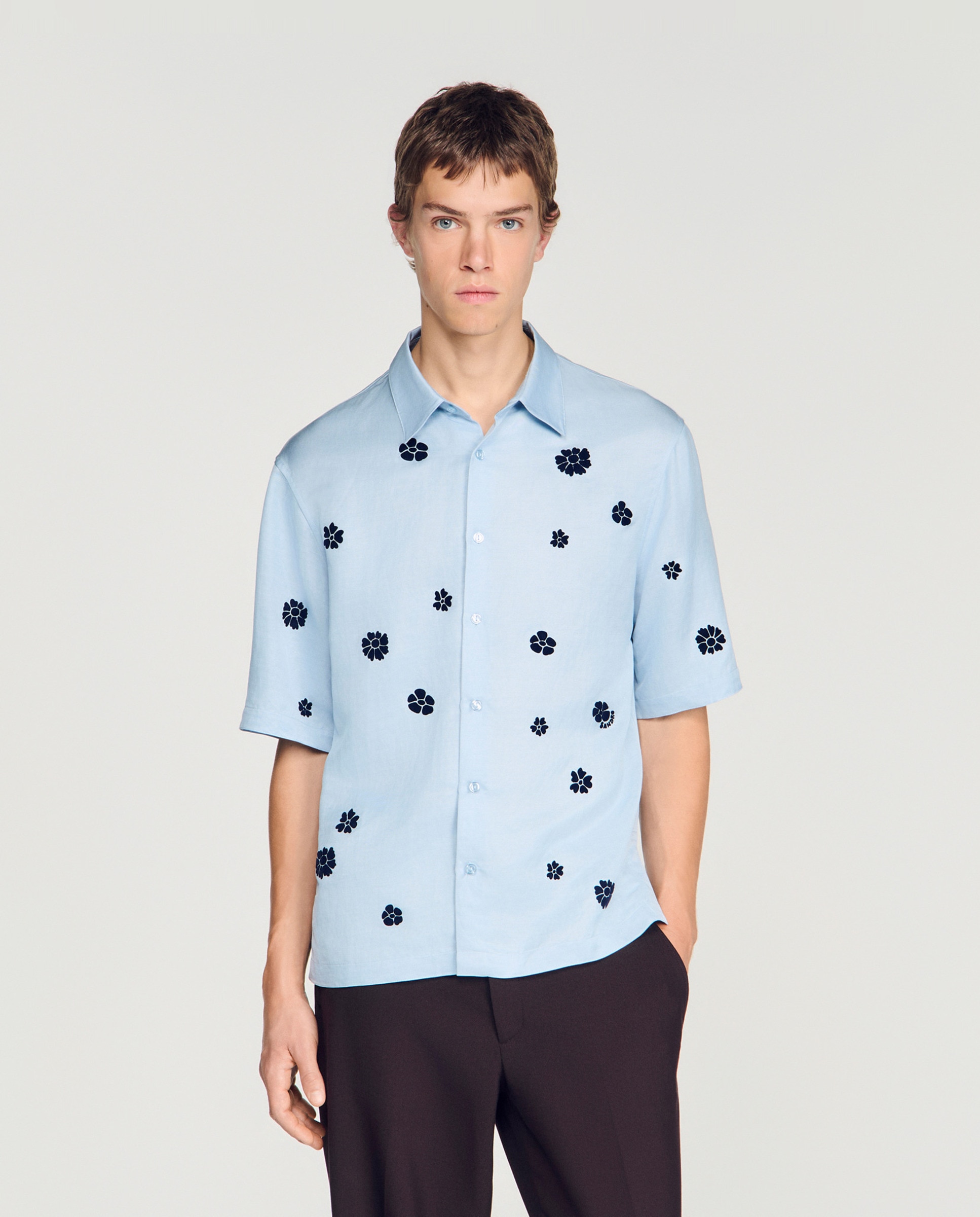 Camisa de hombre corte fluido manga corta estampado floral flocado - Sandro - Azul claro Azul claro-1