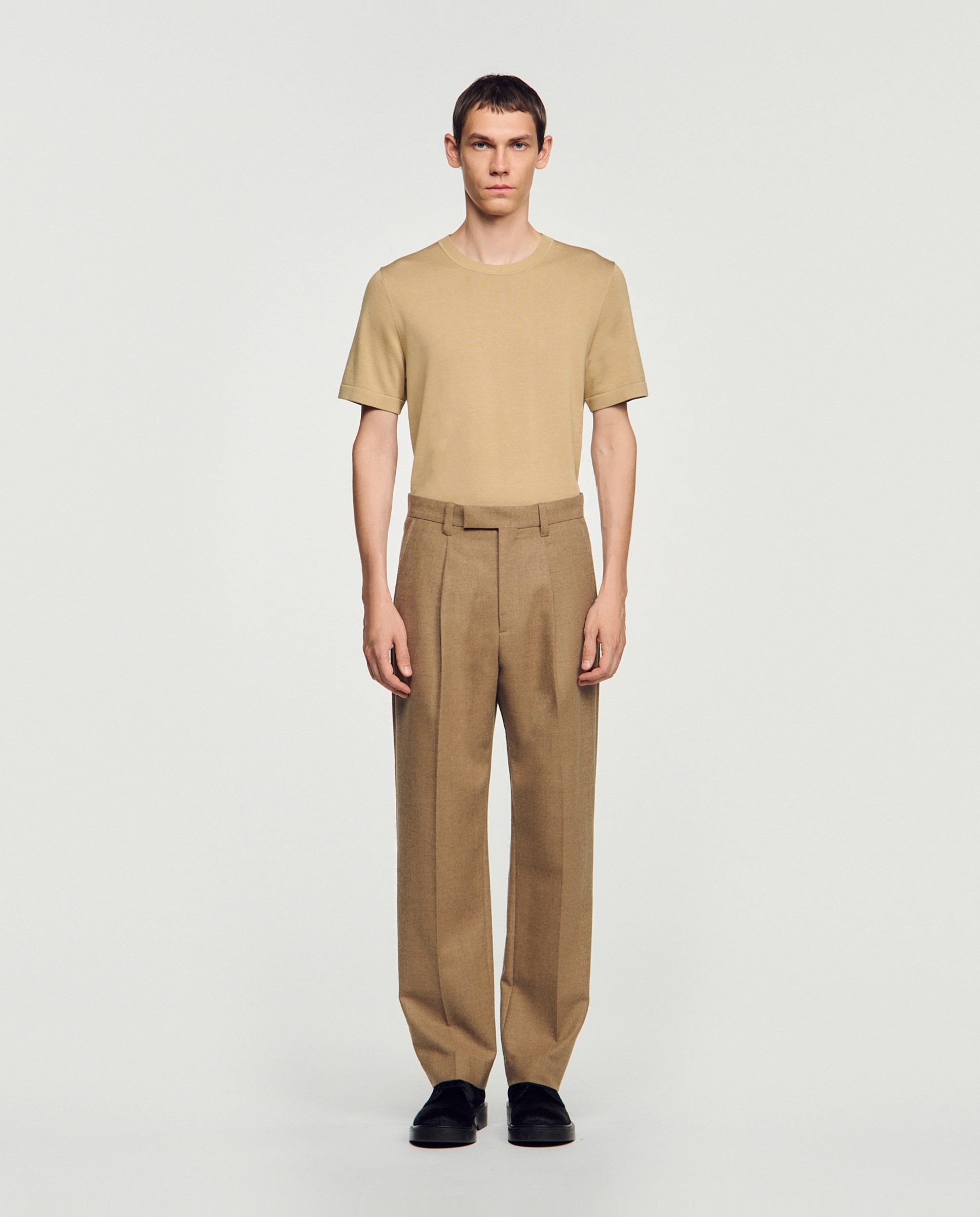 Imagen 0 de Pantalón de traje de hombre ancho de lana virgen Beige