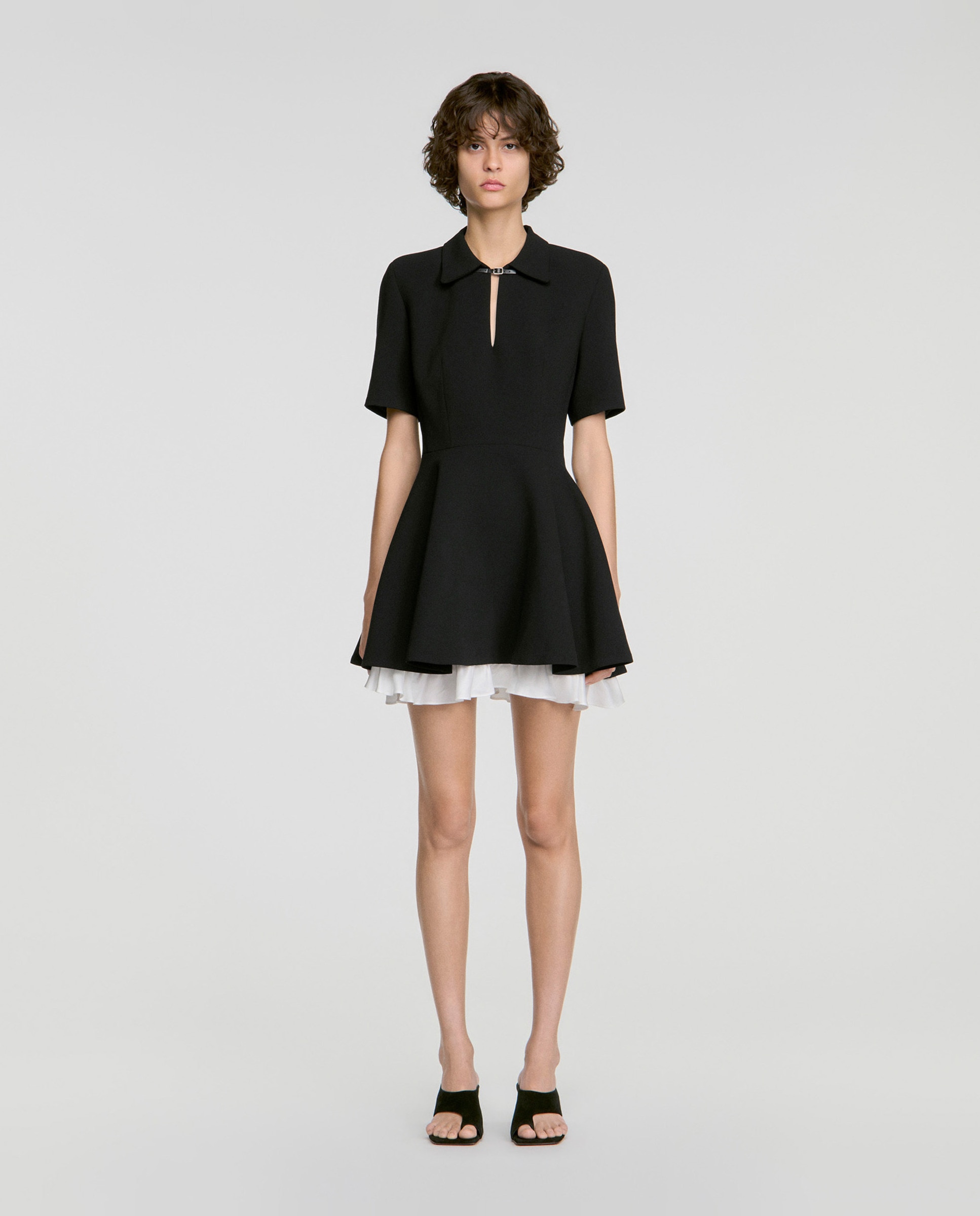 Vestido corto de falda de vuelo en contraste - Sandro - Negro Negro-1