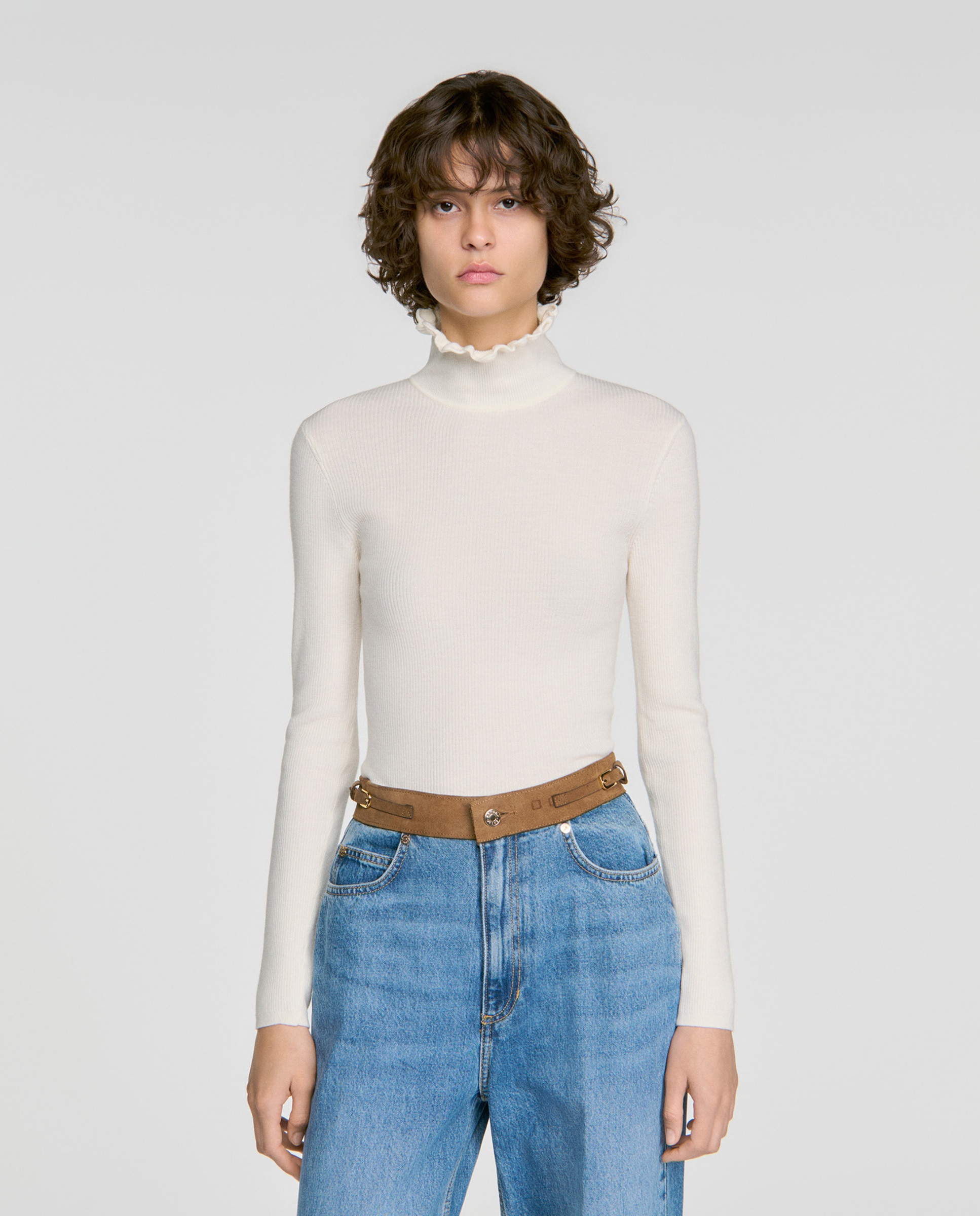 Jersey de mujer de punto de canalé con cuello vuelto con volante de lana - Sandro - Blanco Blanco-1