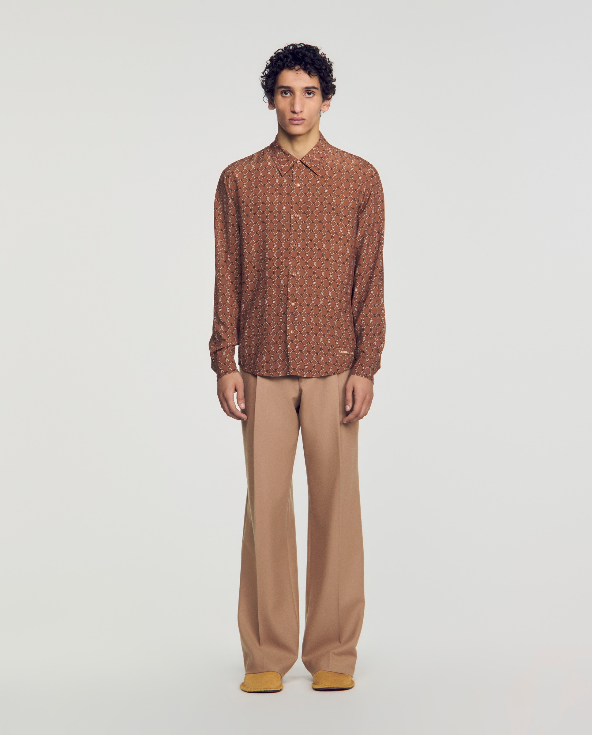 Camisa de hombre fluida cuello pajarita y estampado cadenas - Sandro - Marrón Marrón-3