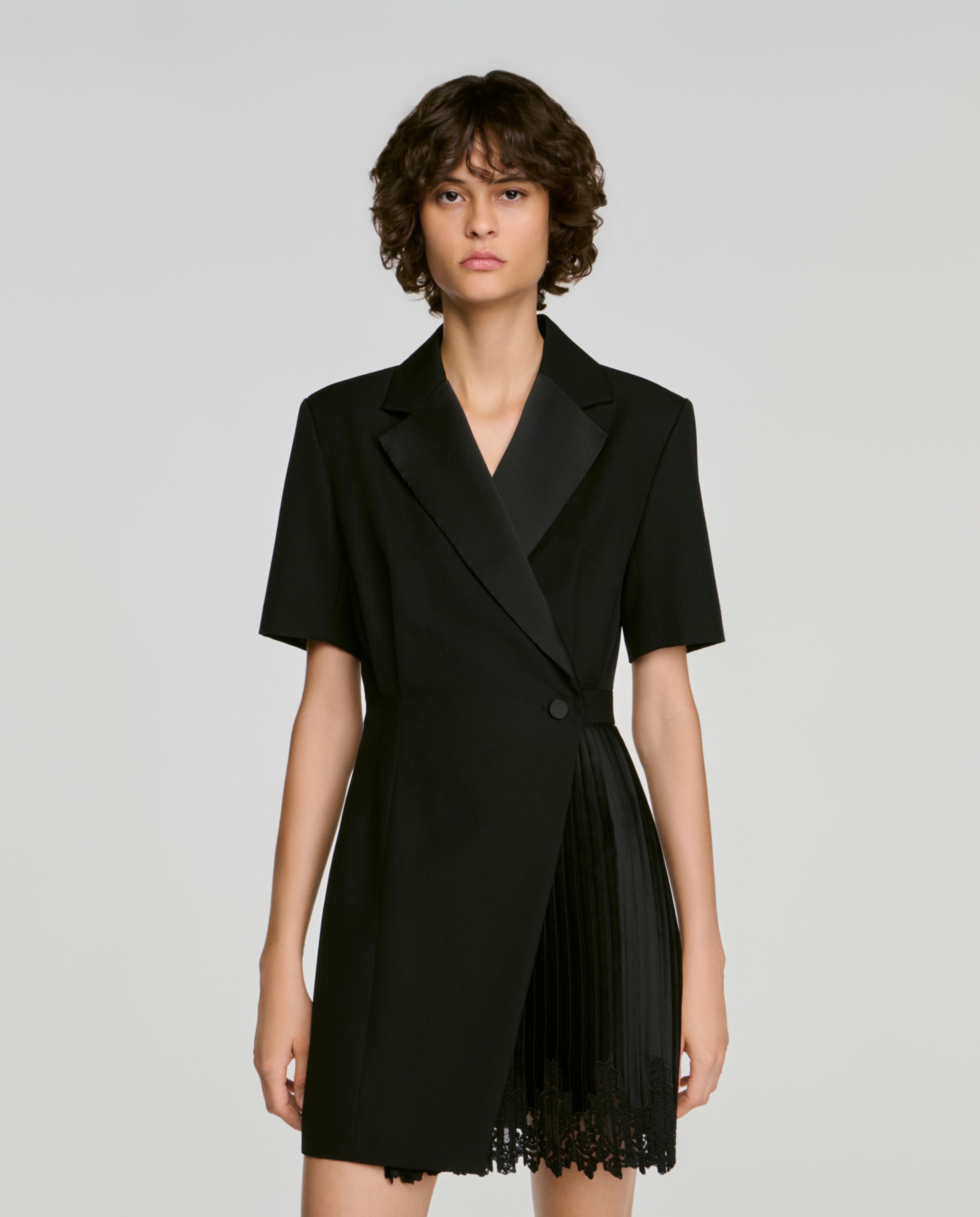 Vestido corto cruzado con encaje y cuello sastre - Sandro - Negro Negro-5