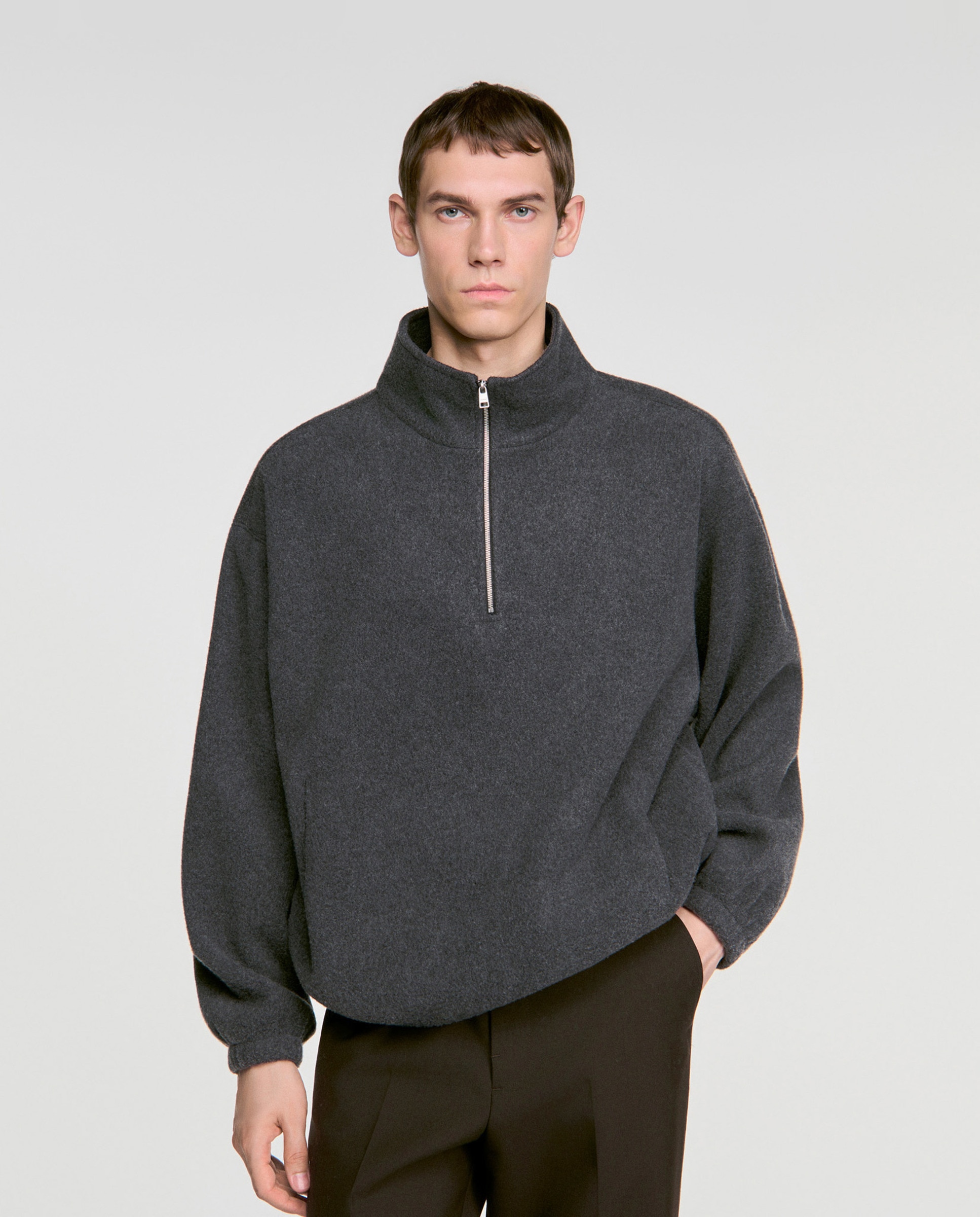 Imagen 0 de Sudadera con cremallera de hombre oversize cuello alto Gris oscuro