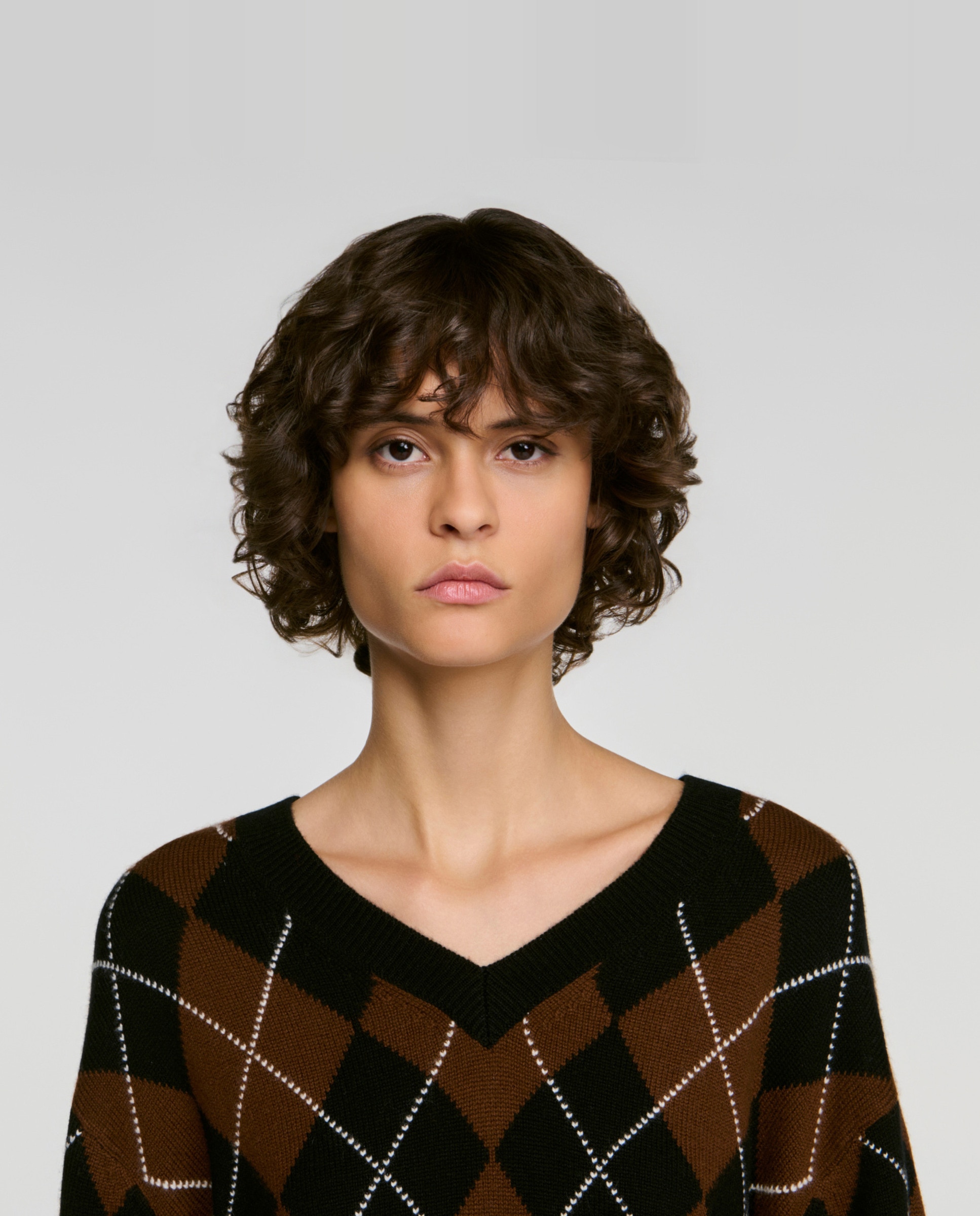 Jersey de mujer argyle con strass, cuello pico y corte amplio - Sandro - Multicolor Multicolor-4